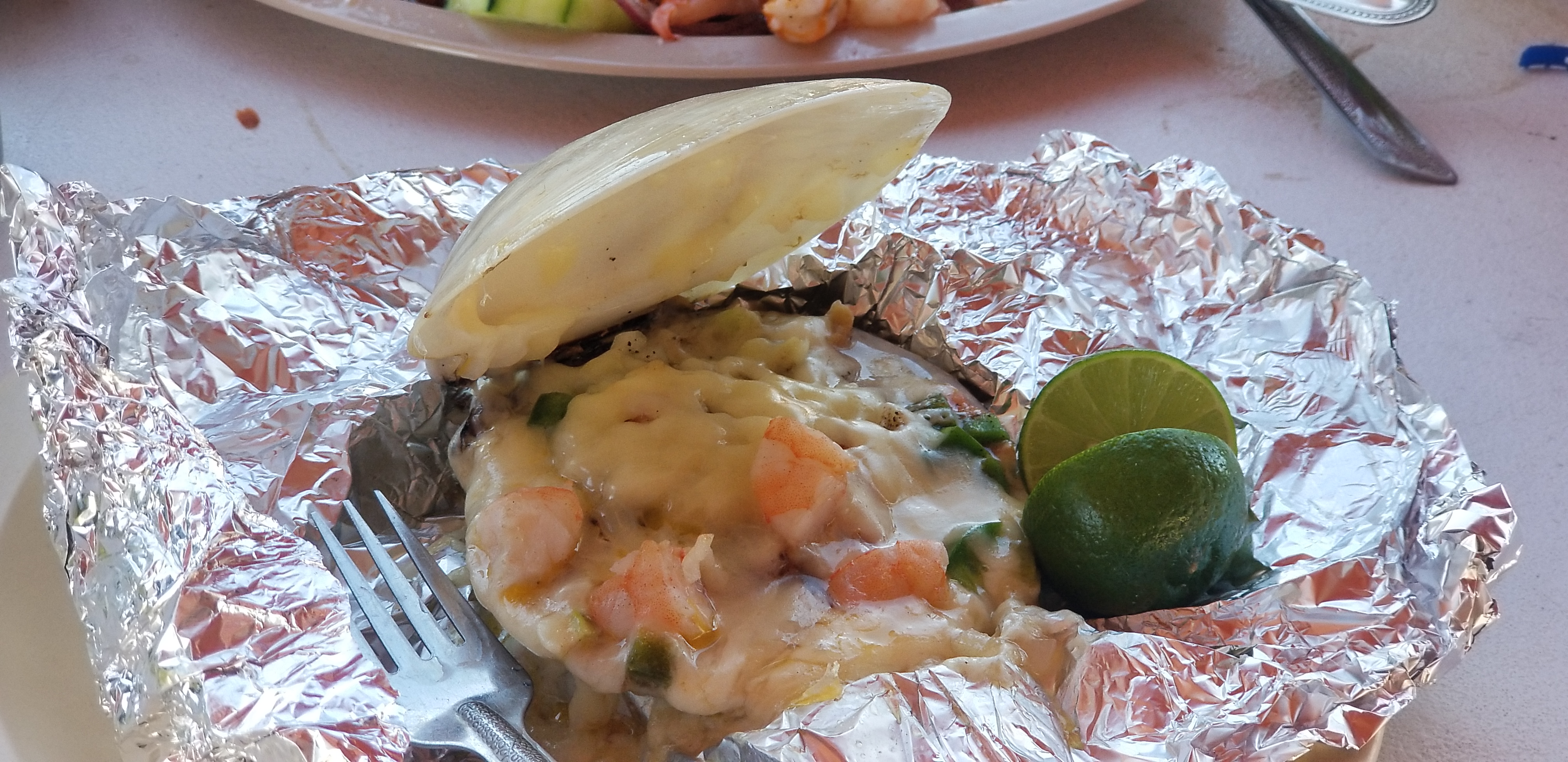 El Viejon Mariscos y Clamatos image 5