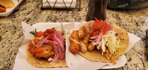 Lupitas Shrimp y Fish image 2