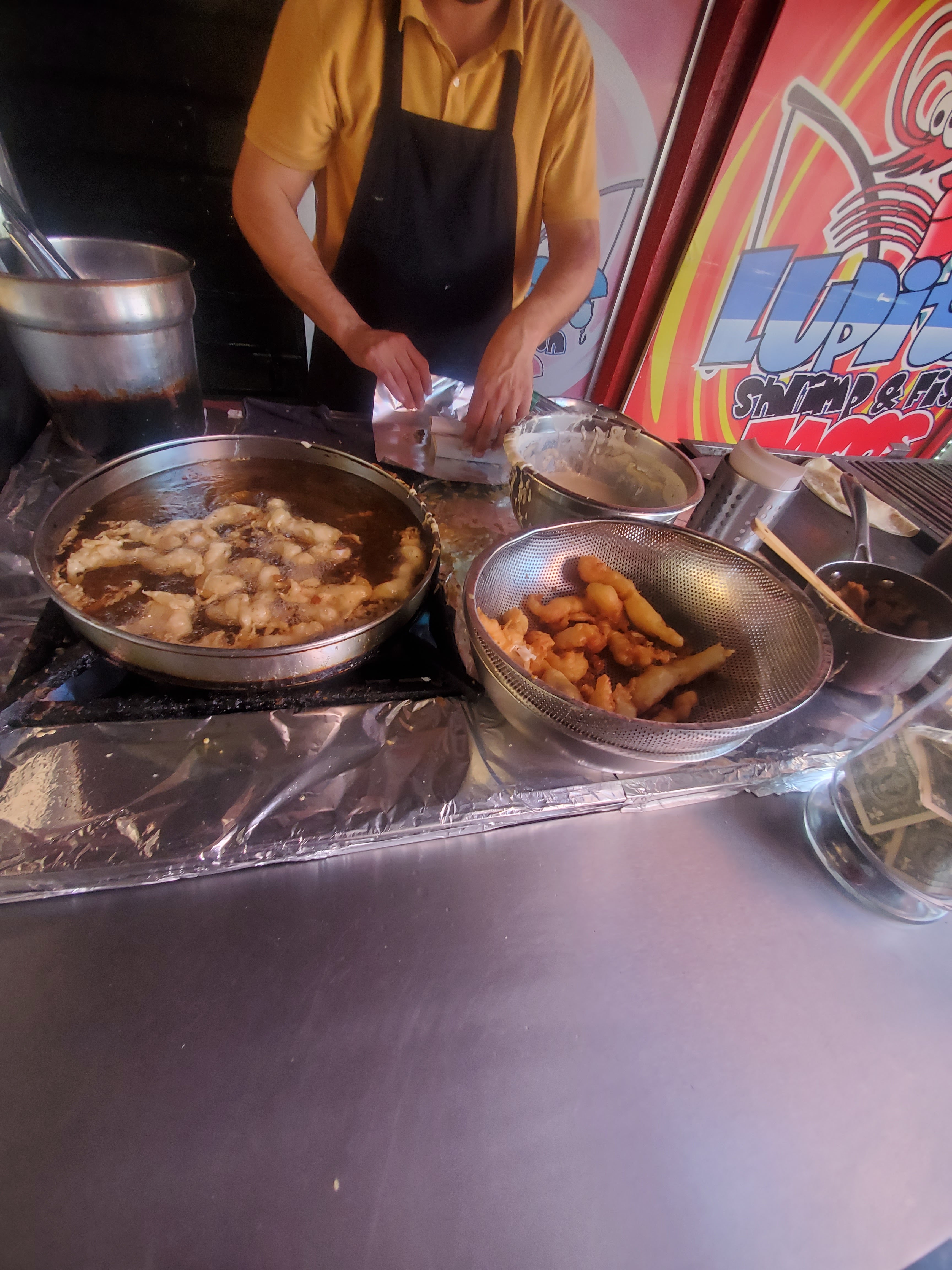 Lupitas Shrimp y Fish image 10