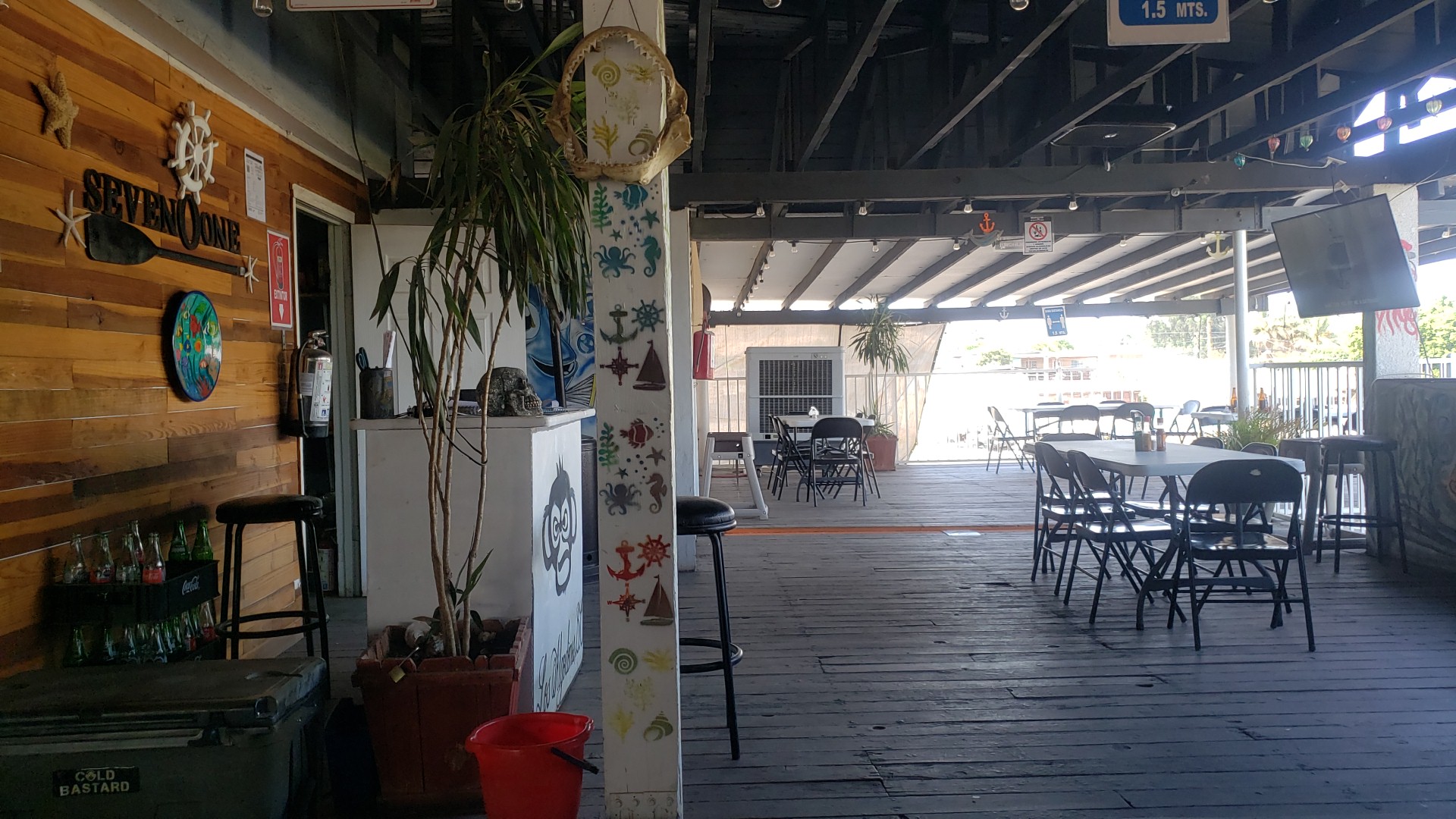 Mariscos & Burger "El Seven 7" image 9