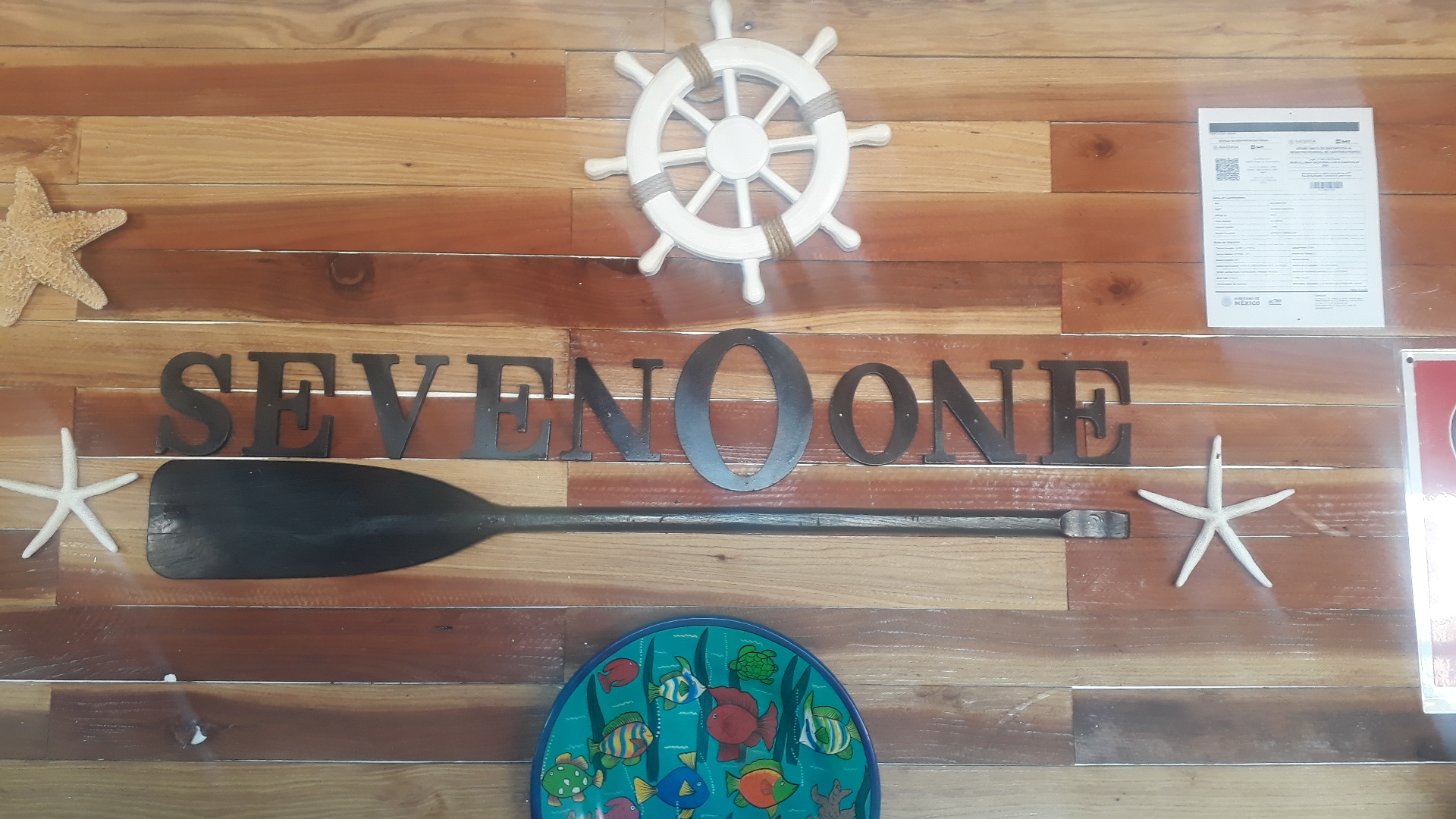 Mariscos & Burger "El Seven 7" image 10