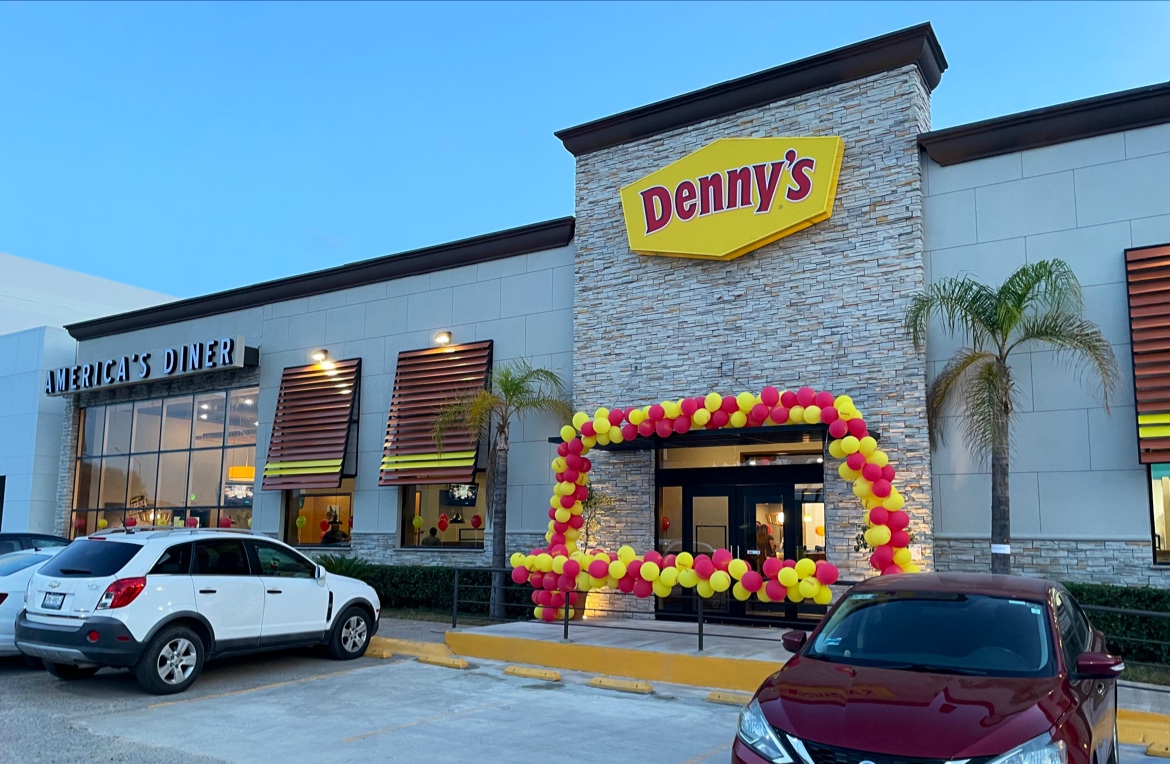 Denny's image 1
