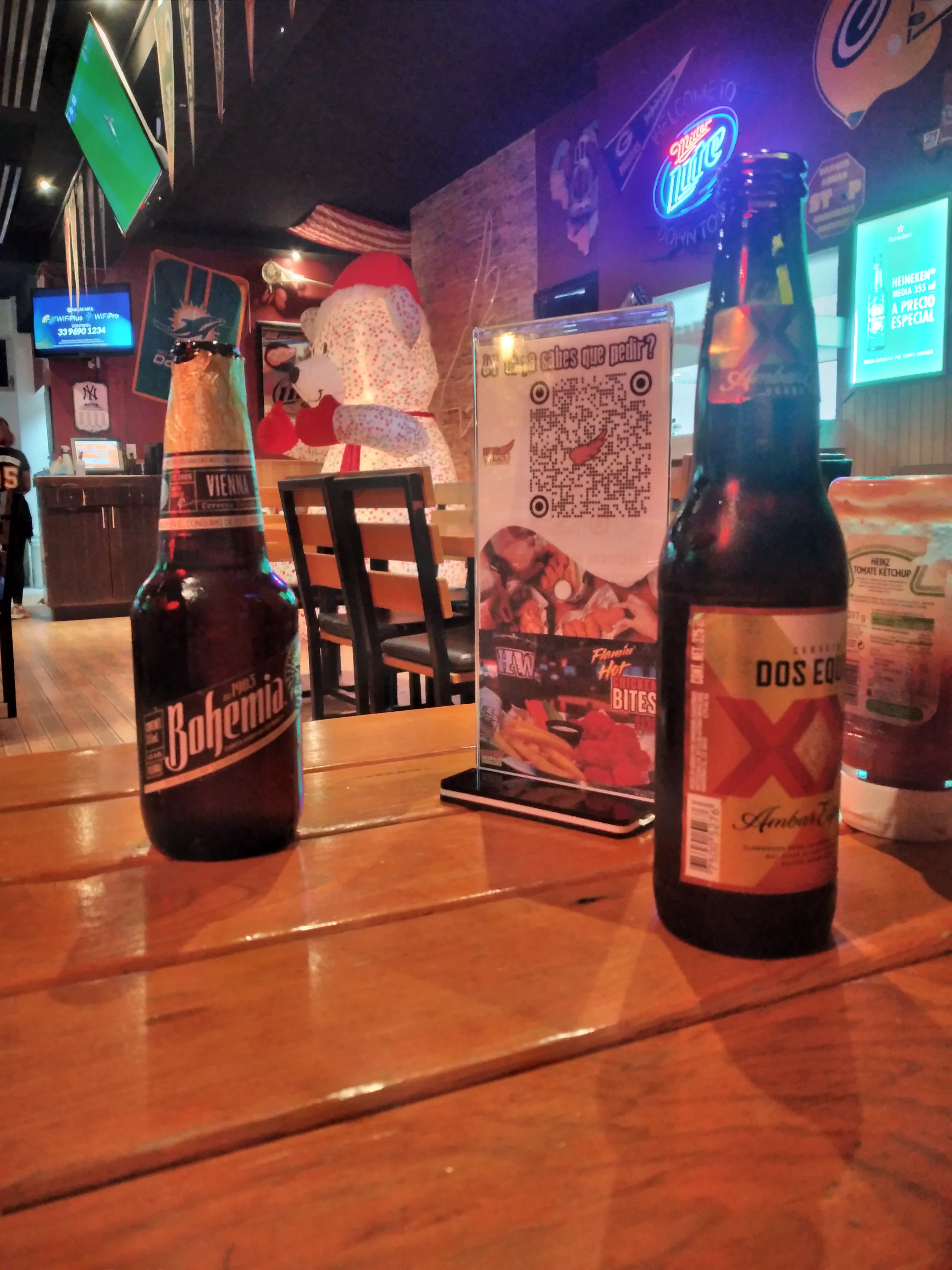 Hot Wings Silao image 9