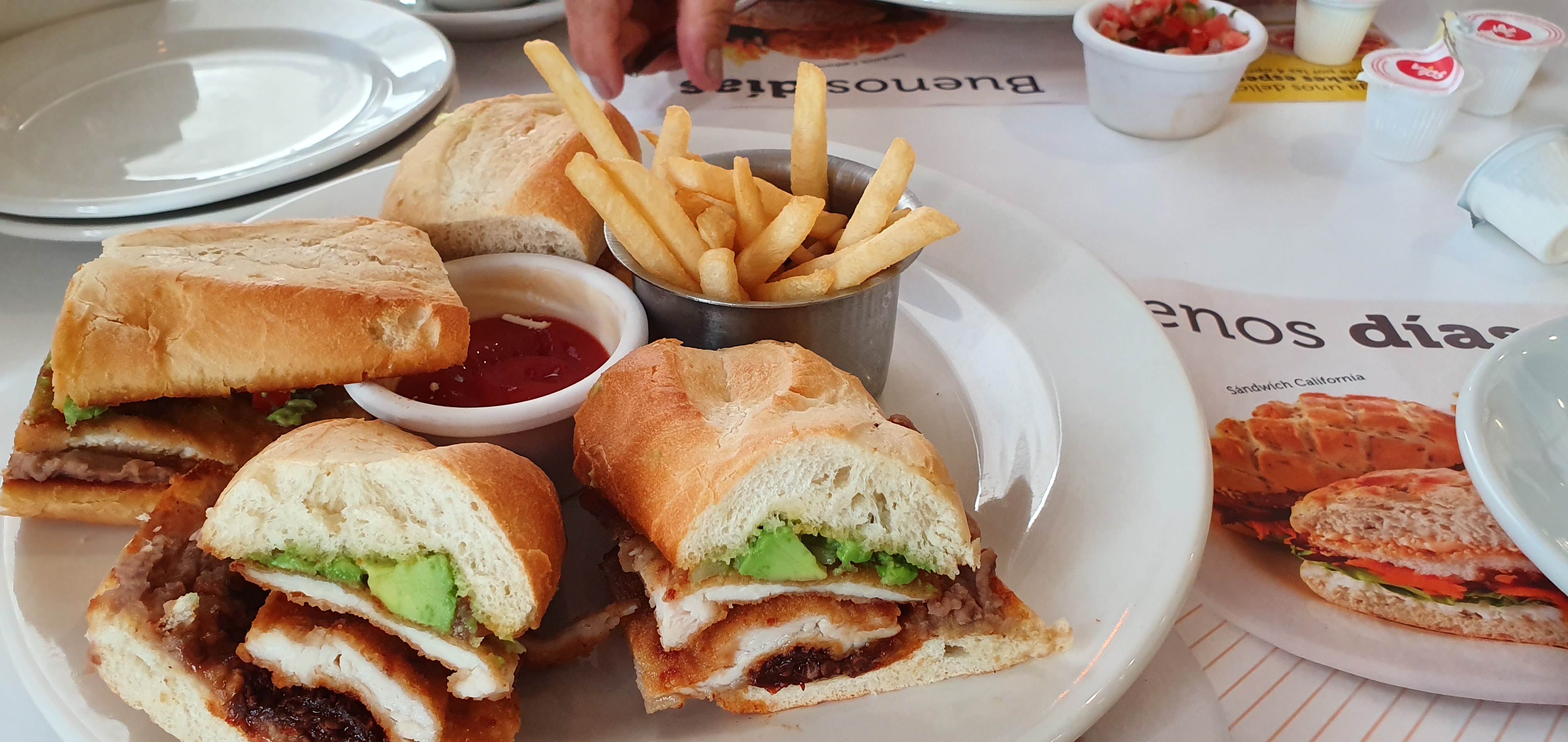 Vips Fuentes Del Valle image 2