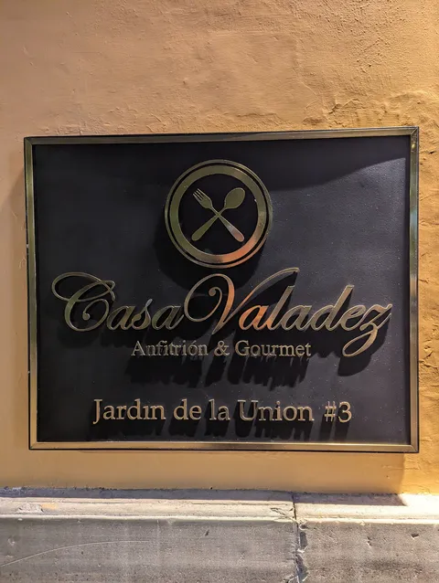 Casa Valadez · Anfitrión & Gourmet image 6