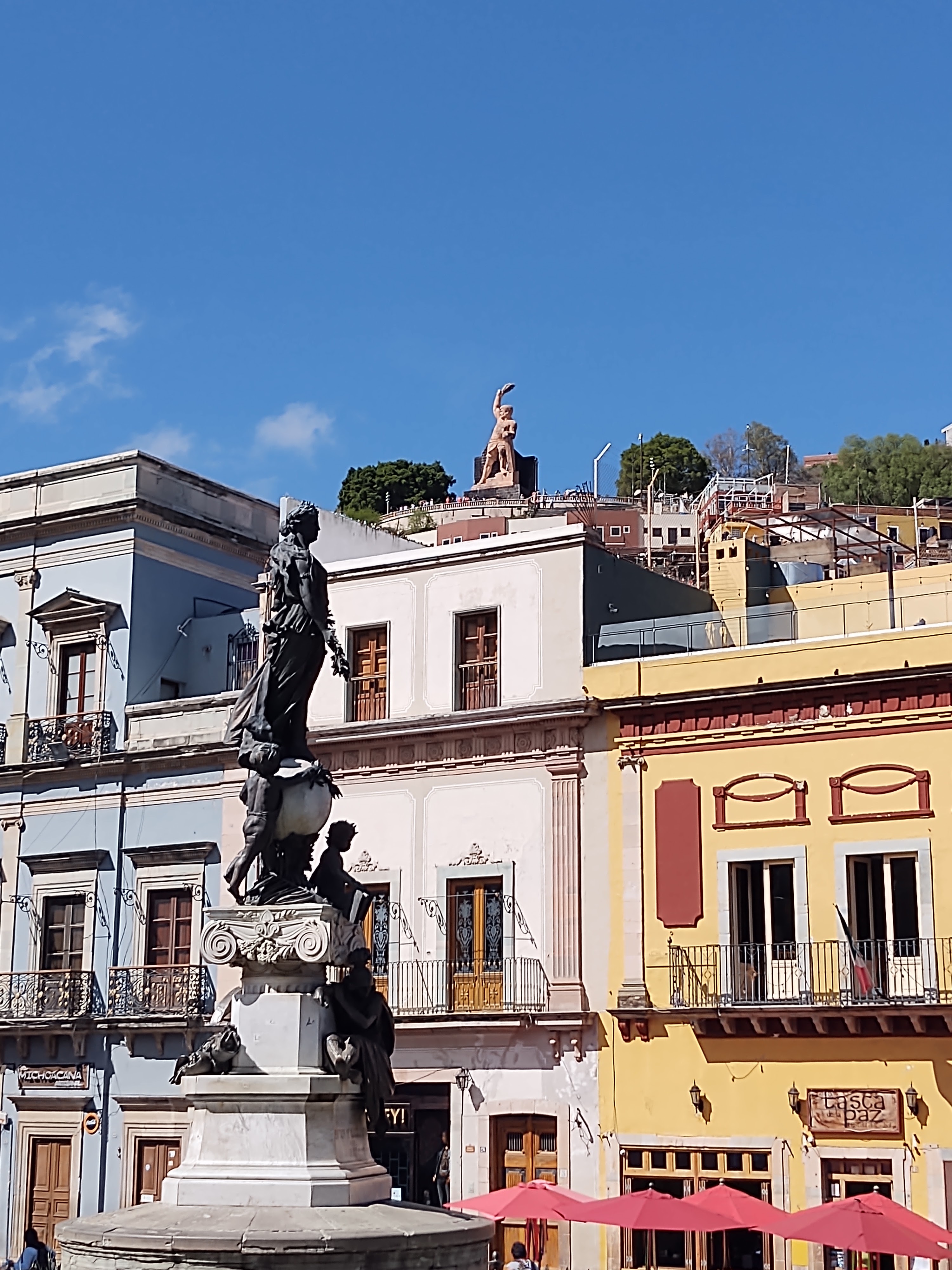 La Tasca De La Paz Guanajuato image 3