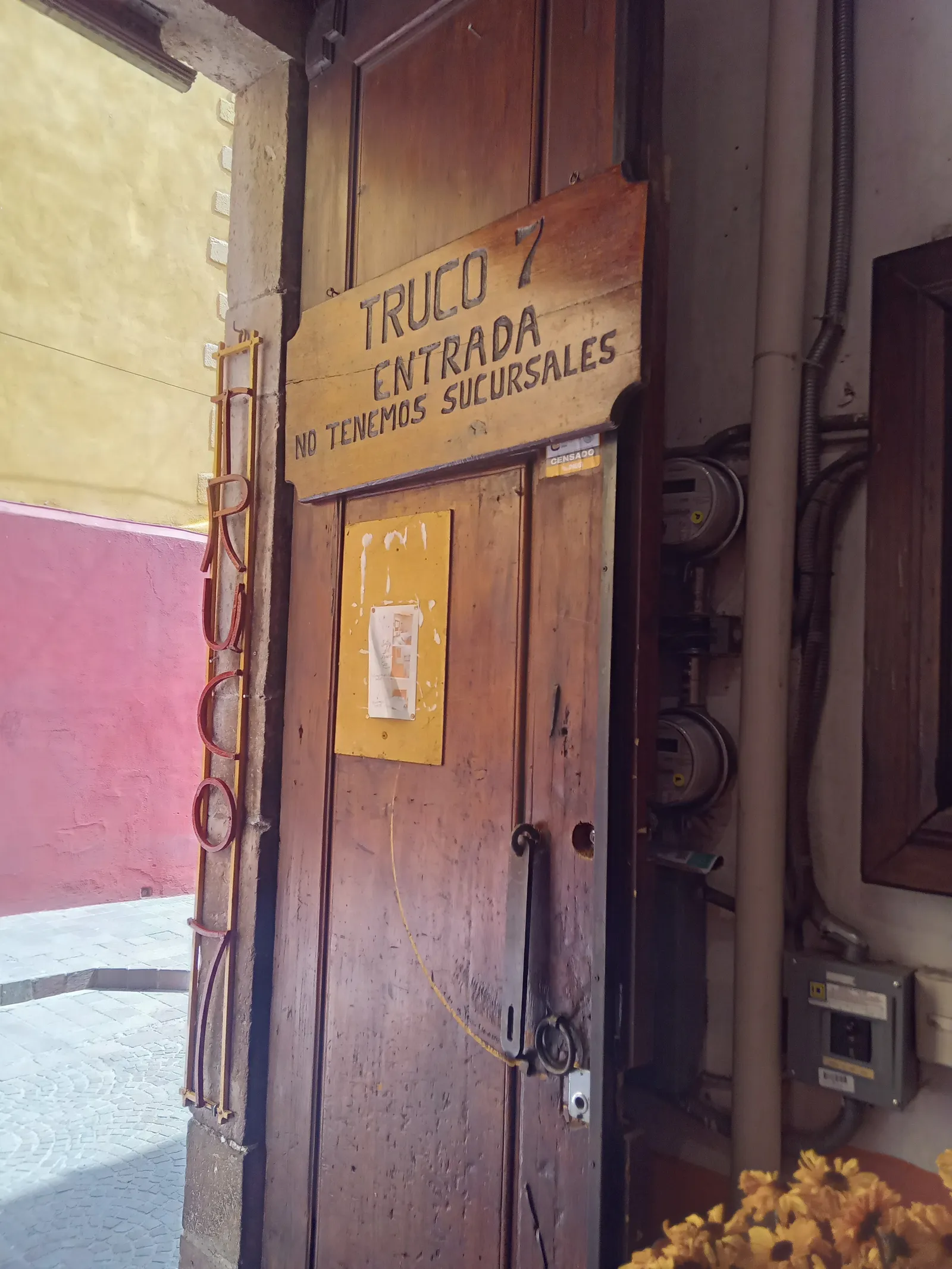 Truco 7 Restaurant image 8