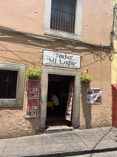 Tortas Mi Lugar image 3
