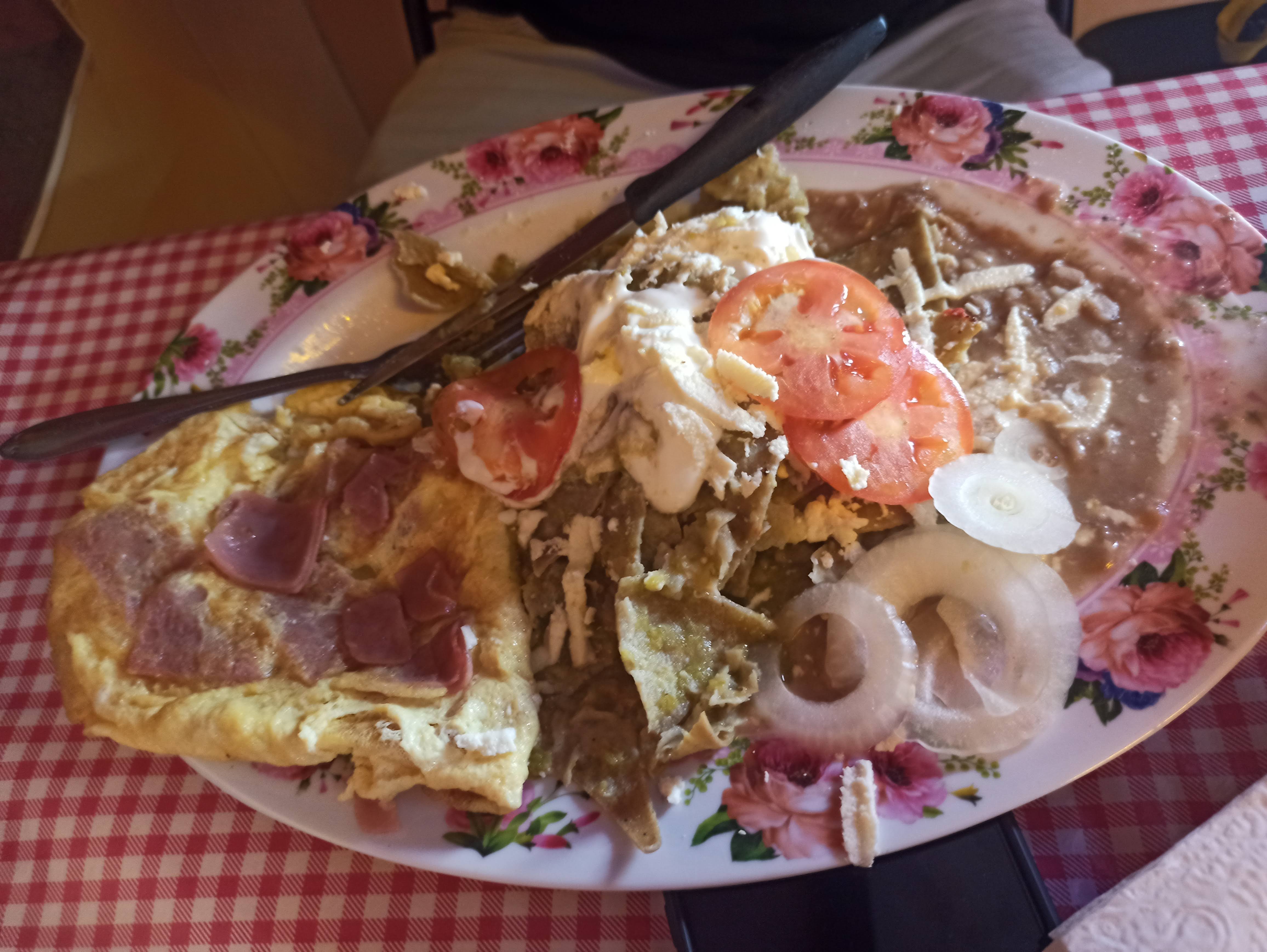 Tortas Mi Lugar image 6