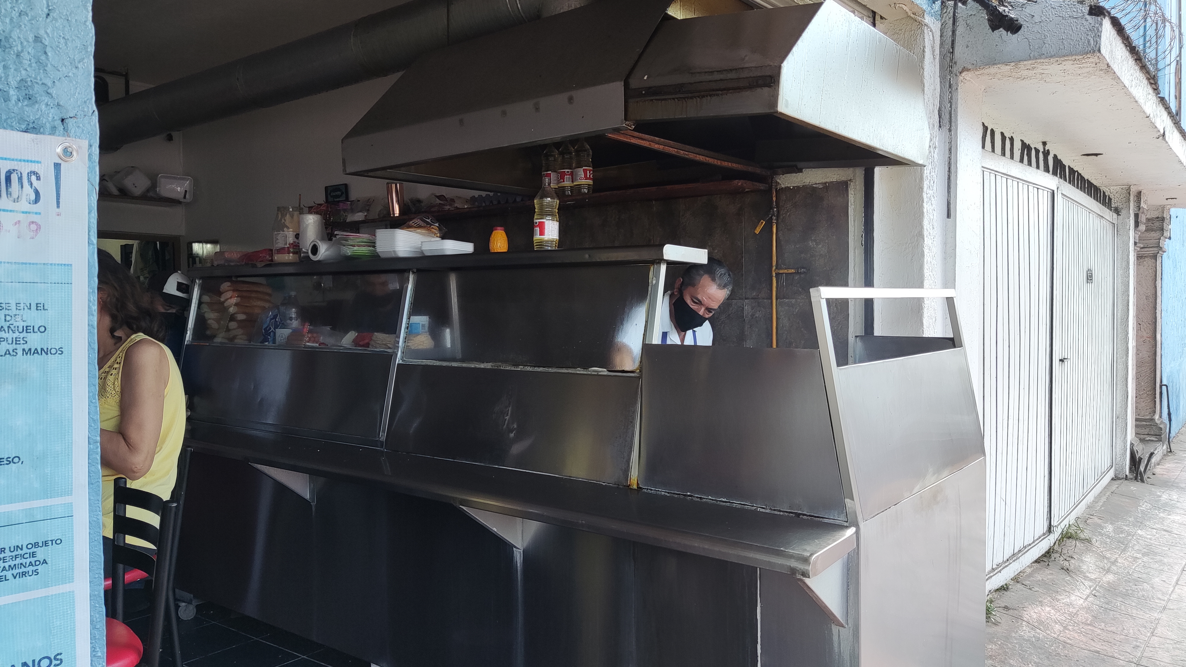 Tortas Los Gallos image 5