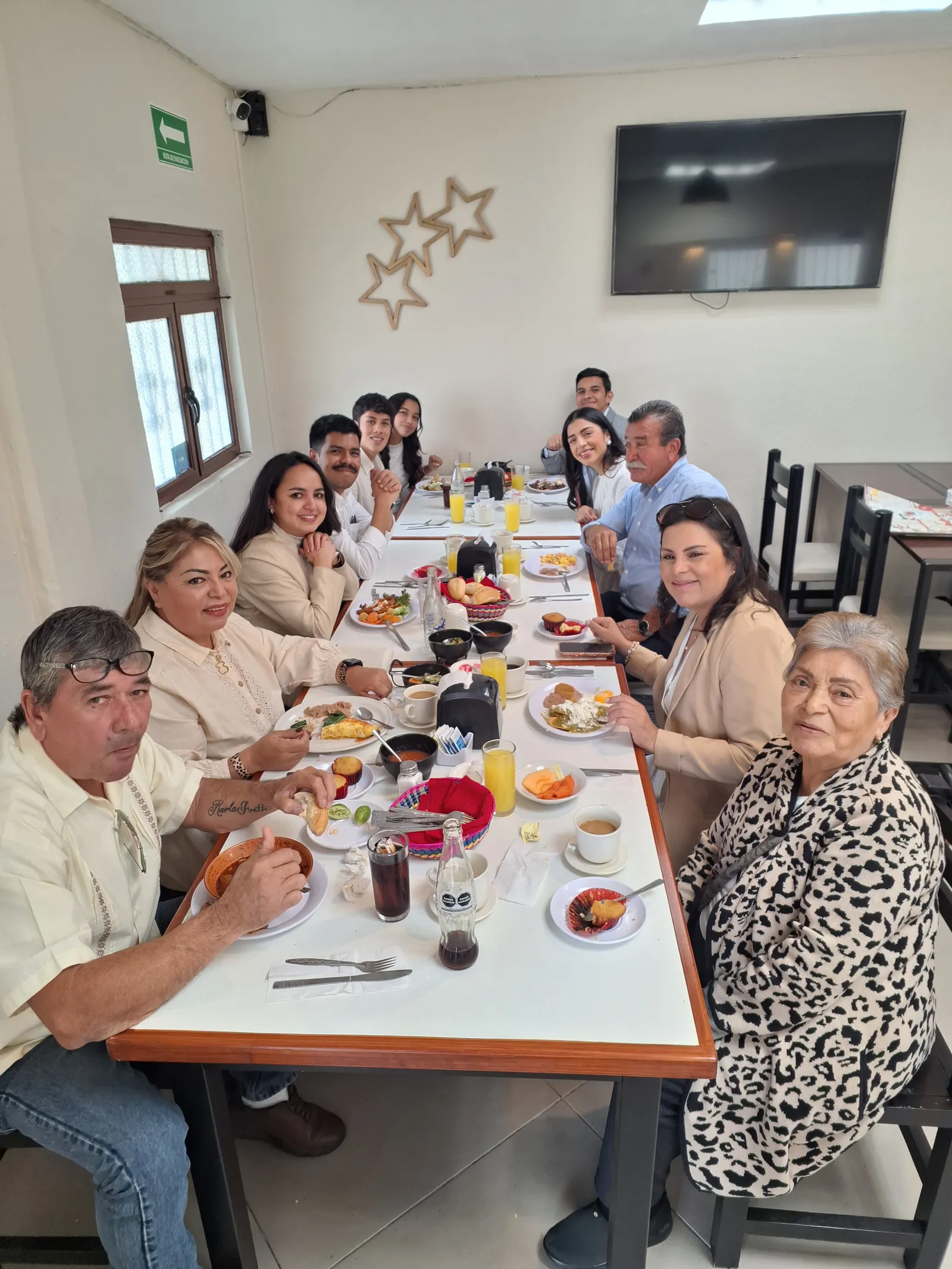 RESTAURANTE LAS AGUILAS CORREGIDORA image 7