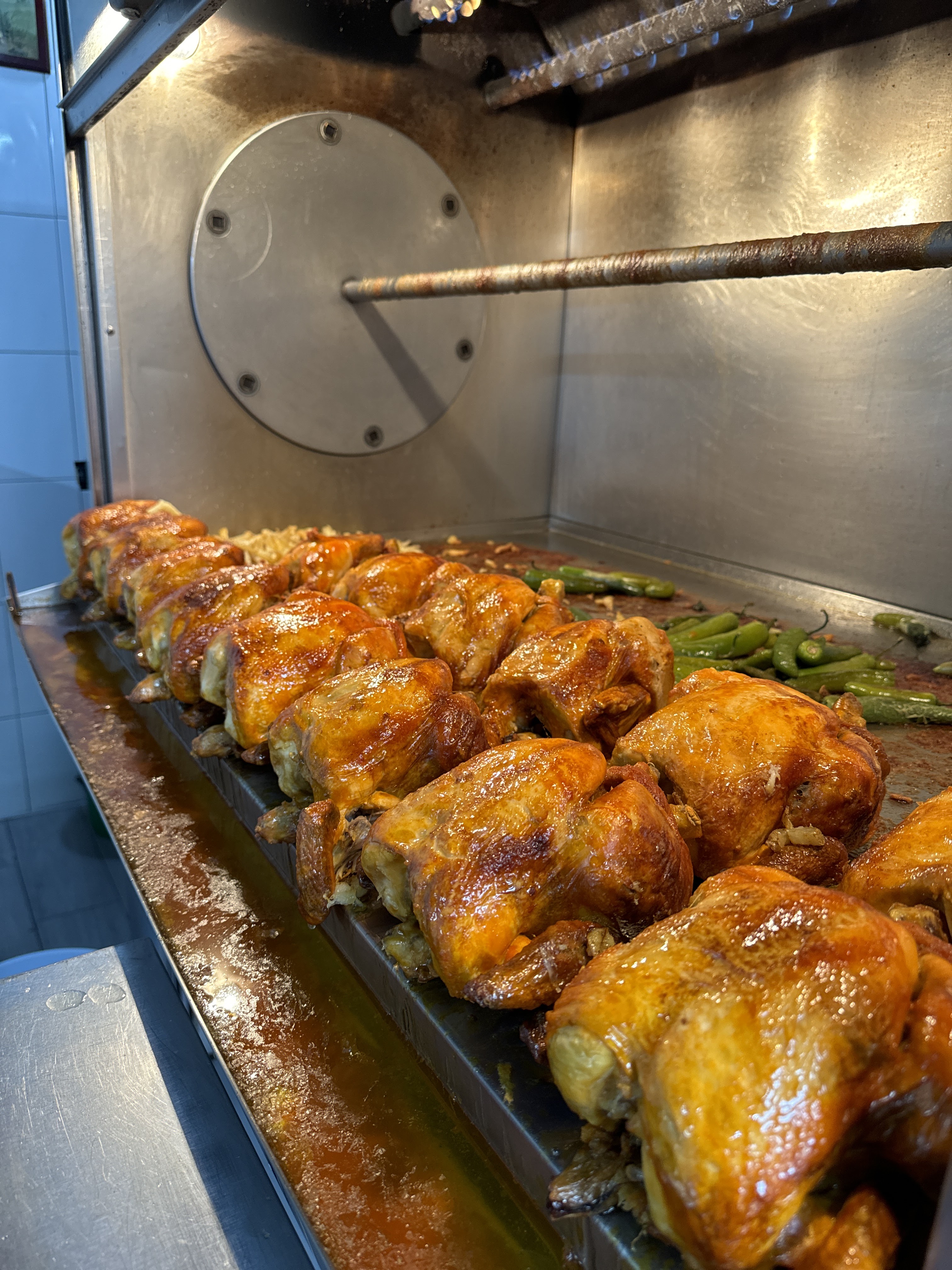 Rosticeria los cuñados image 2