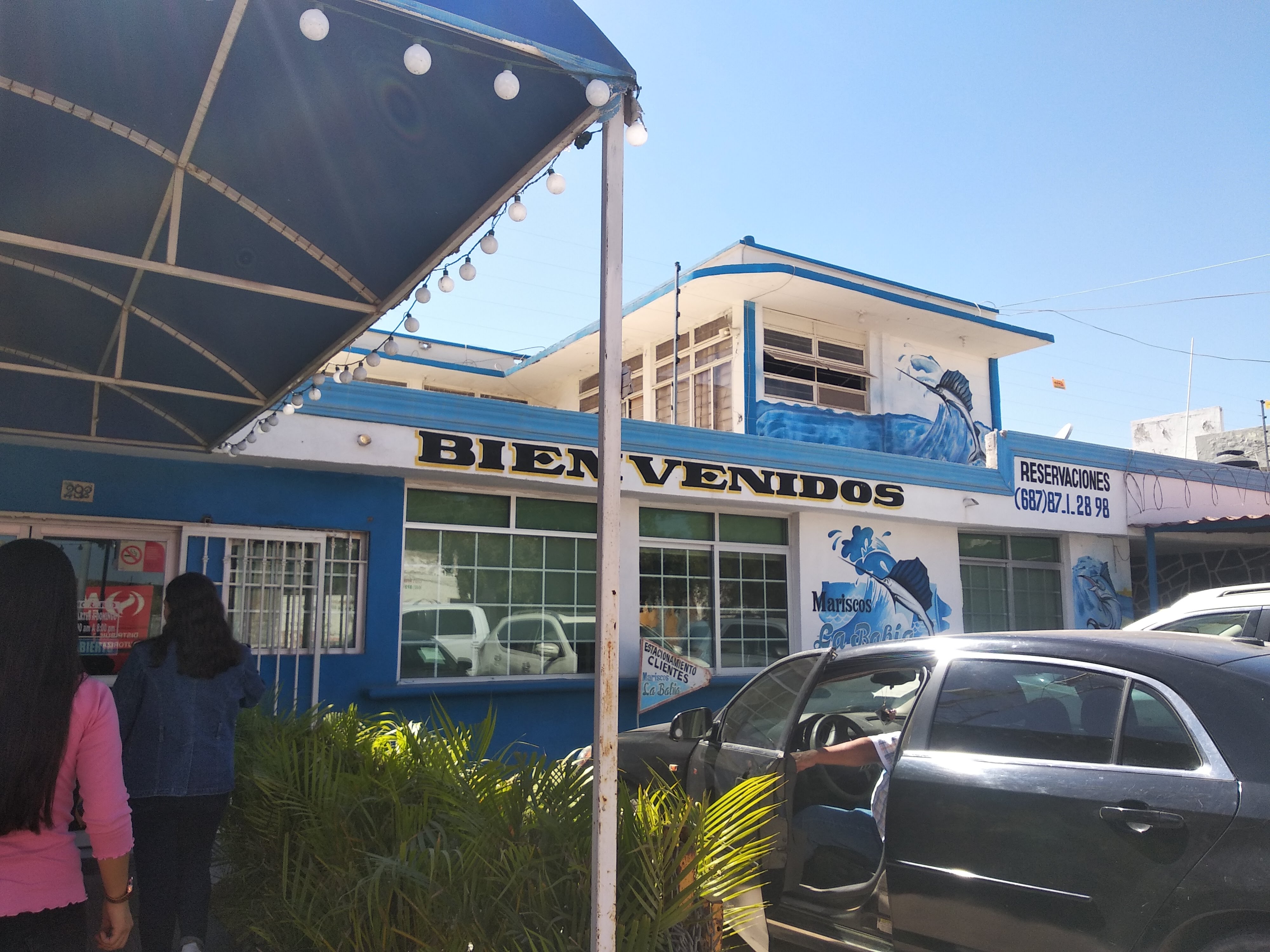 Mariscos la Bahía de Miguel Castro image 1