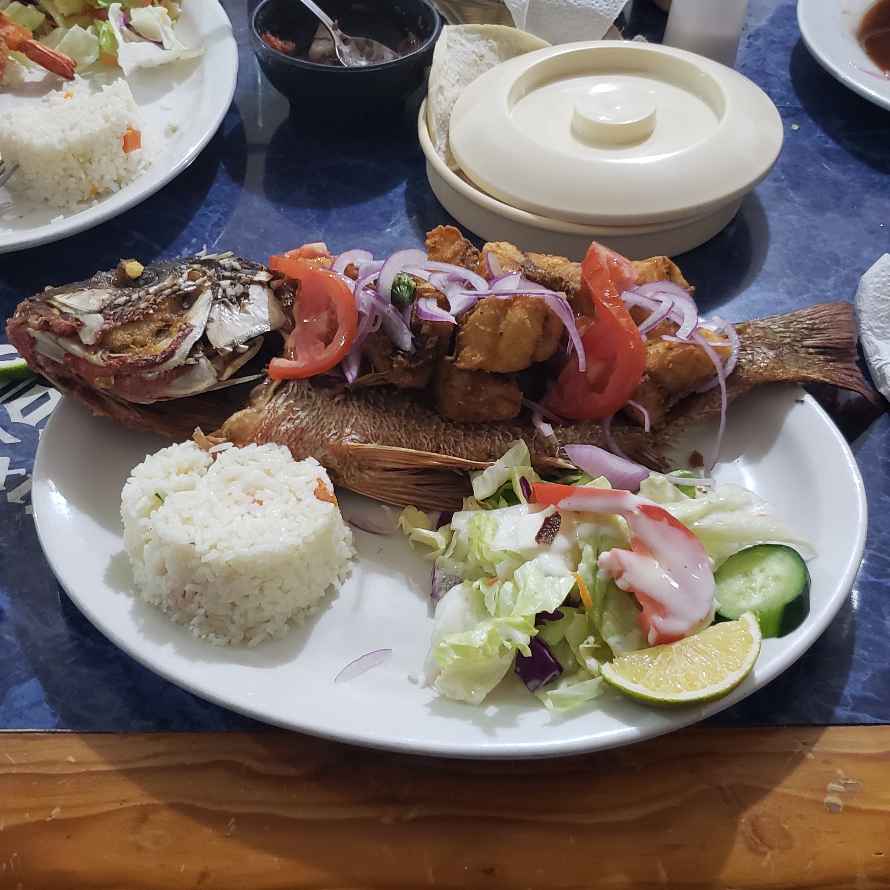 Mariscos la Bahía de Miguel Castro image 4