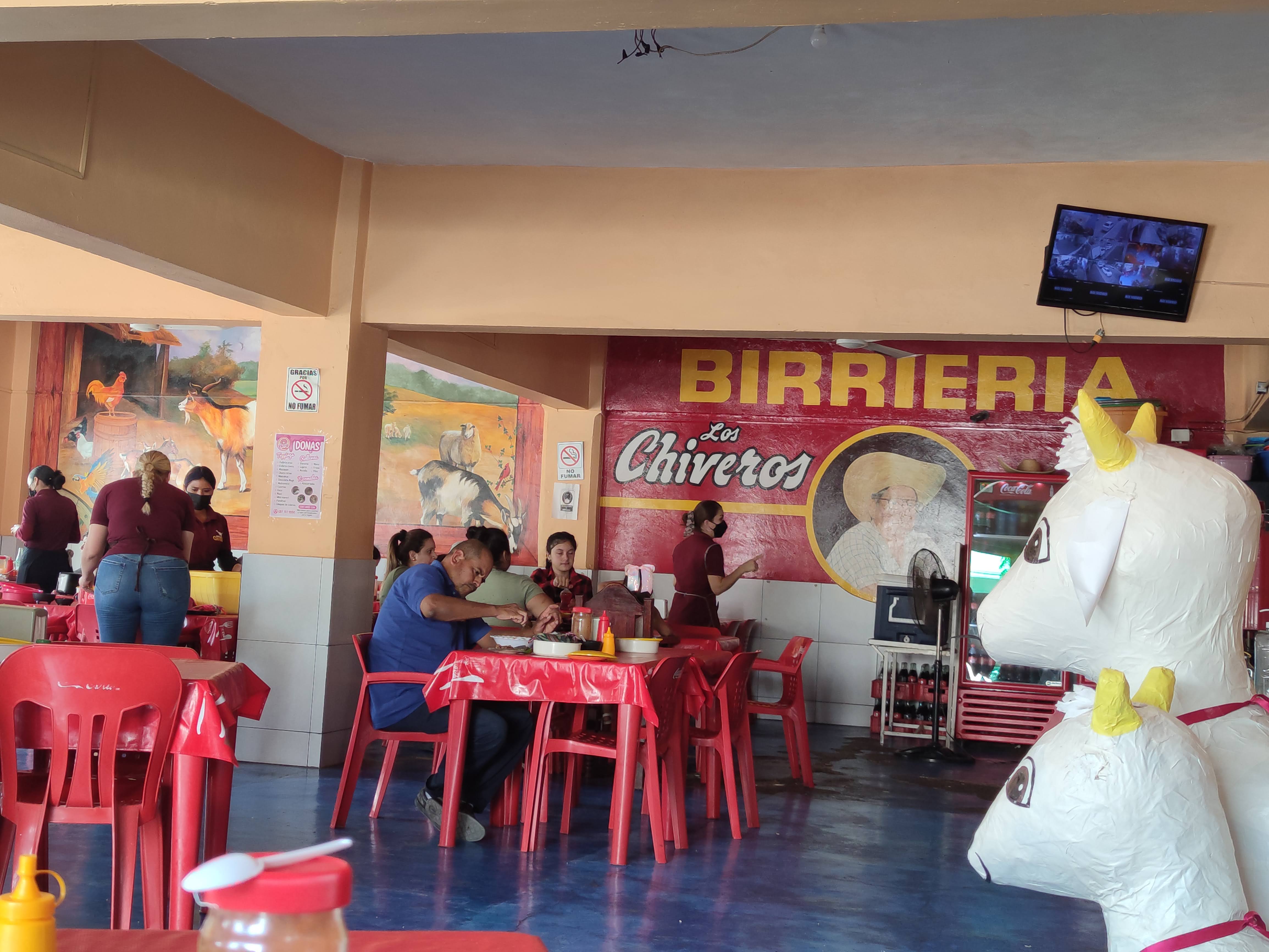 Birria Los Chiveros image 1