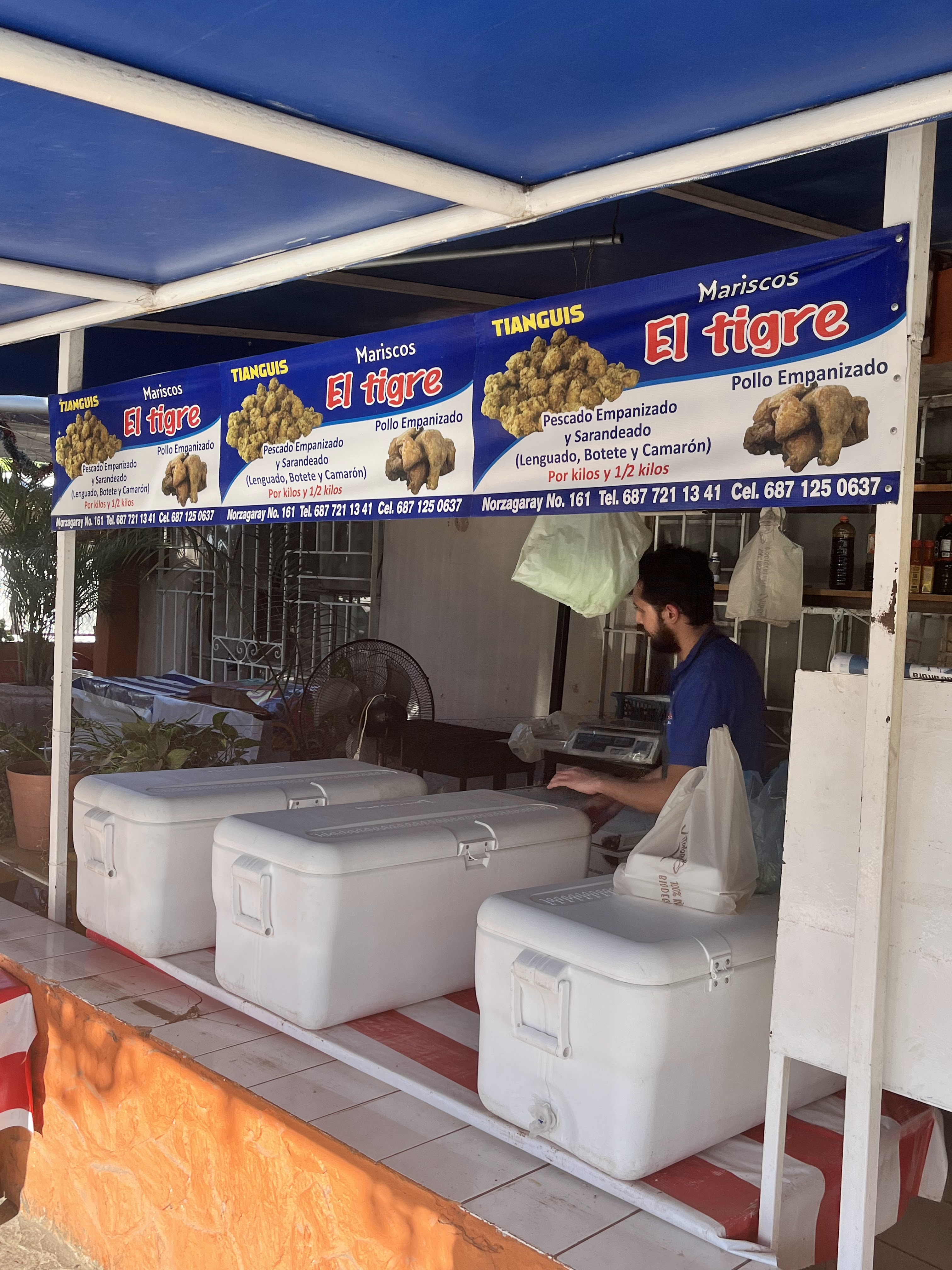 Mariscos El Tigre image 5