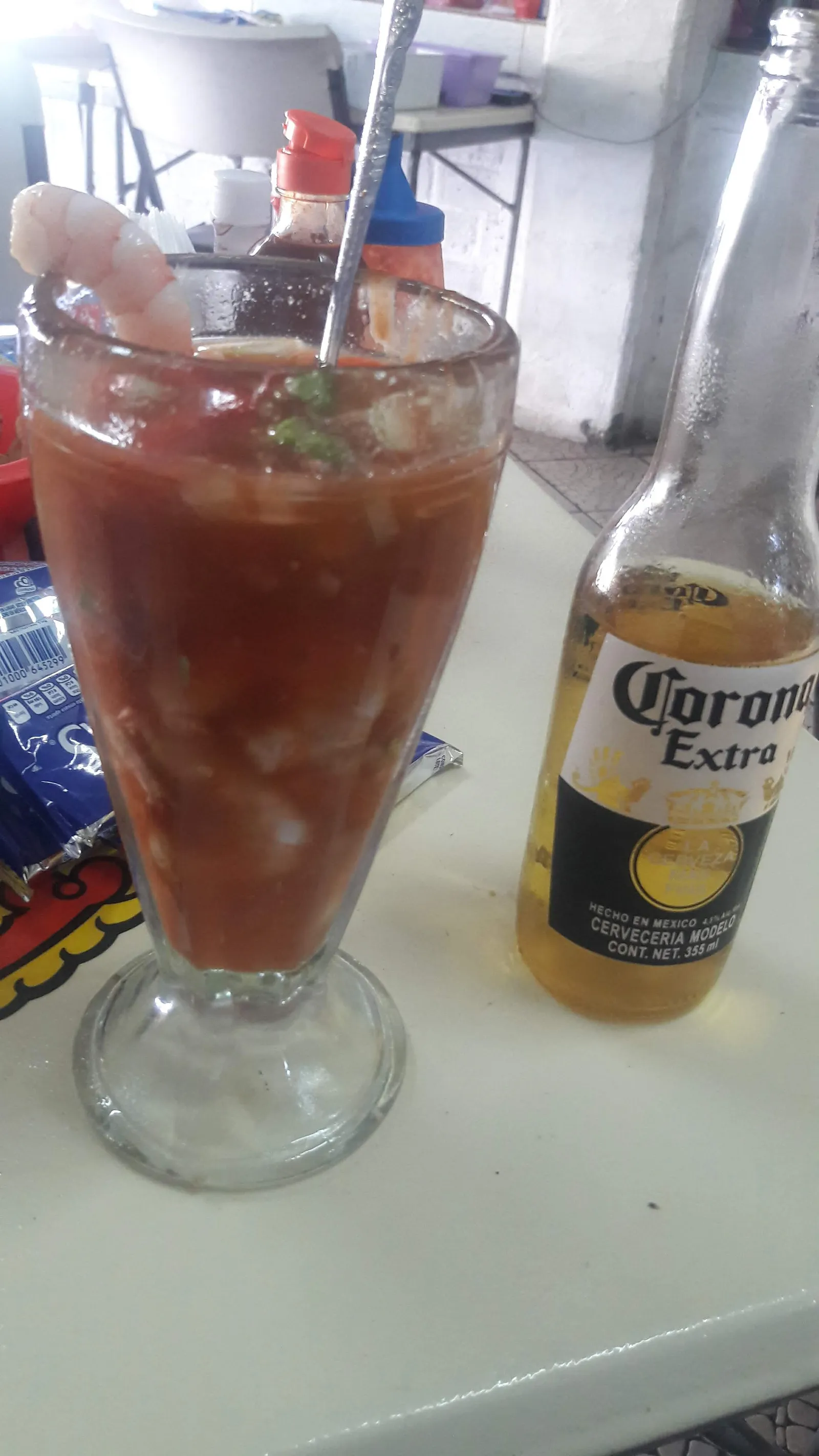 Mariscos Ymas Restaurant image 4