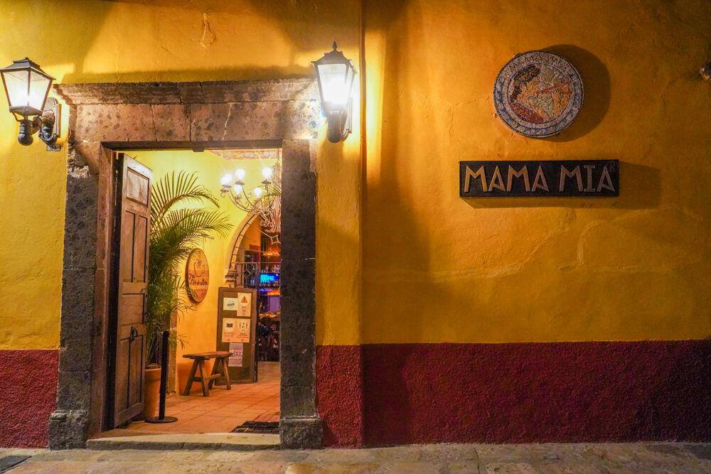 Mamá Mía image 1