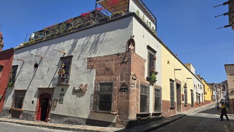 El Pegaso image 5