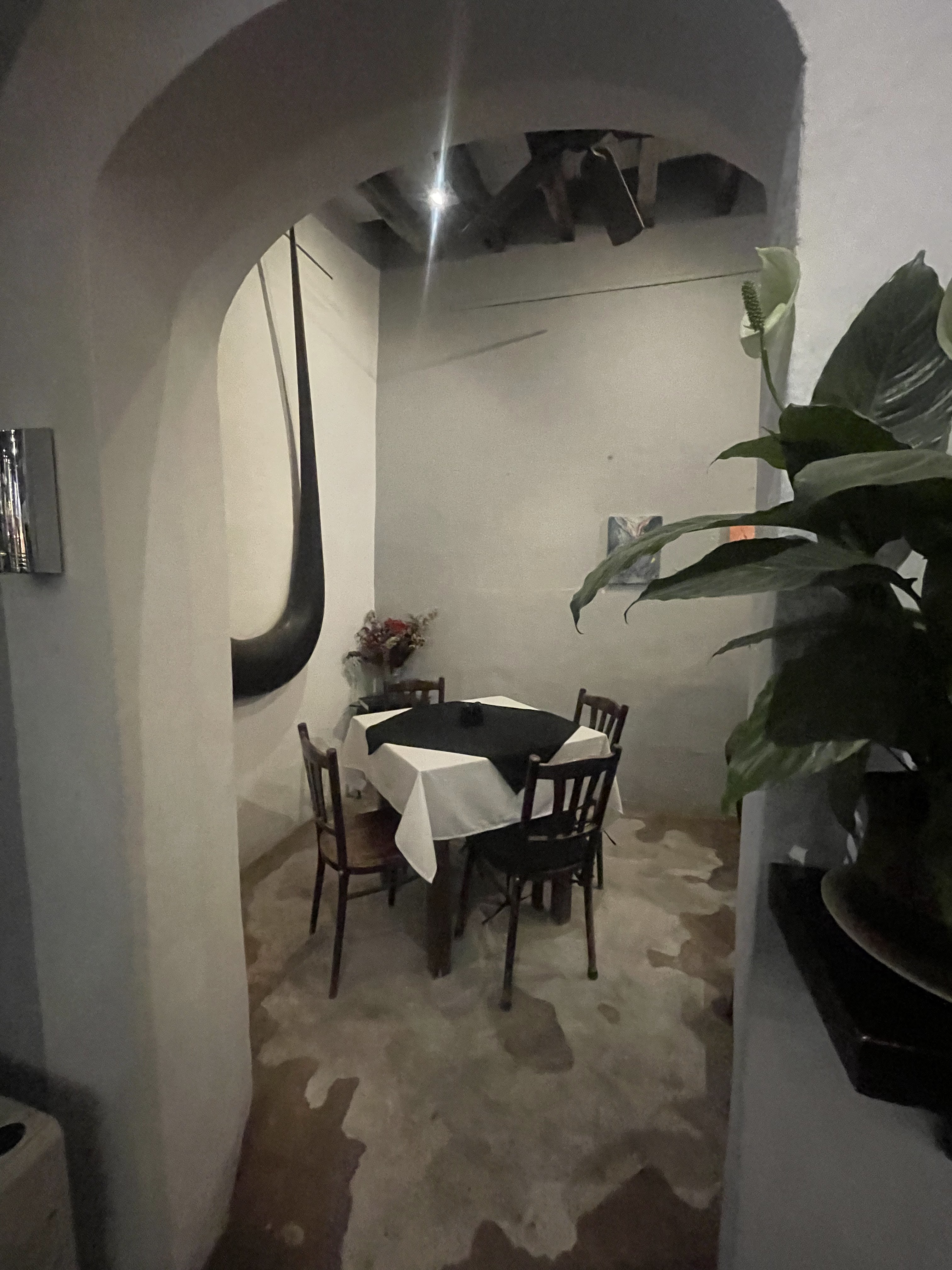 Berlin Bar & Bistro image 5