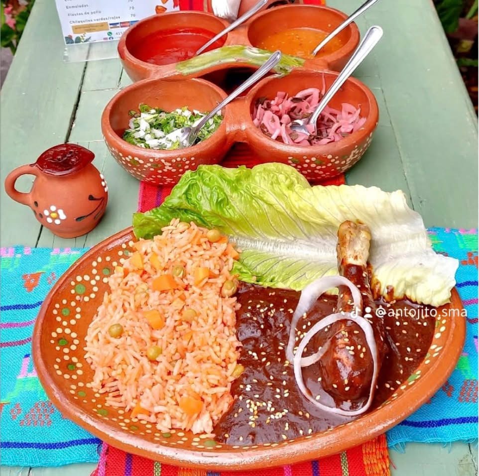 Antojito Restaurante image 6