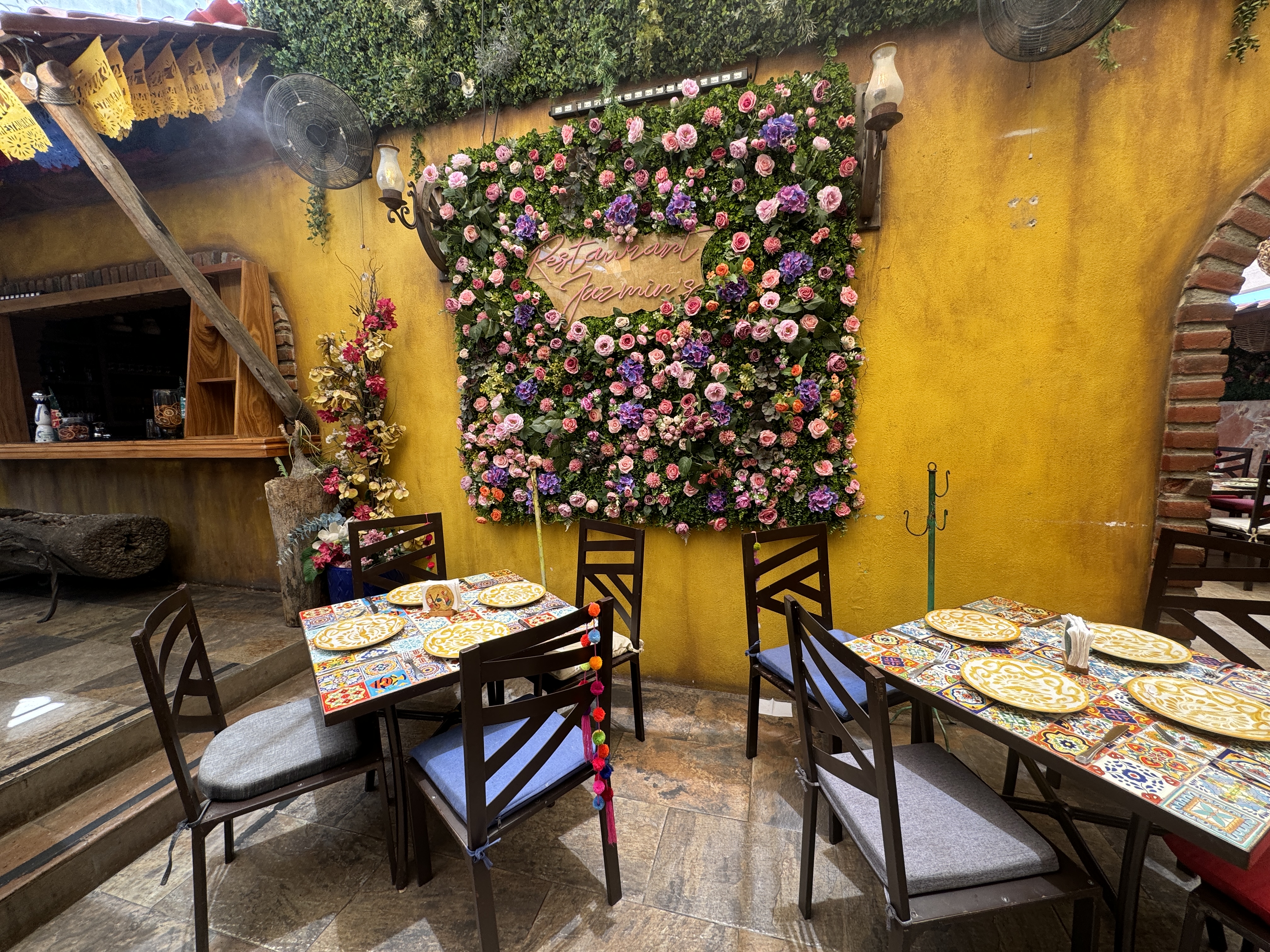 Jazmin's Restaurant image 4