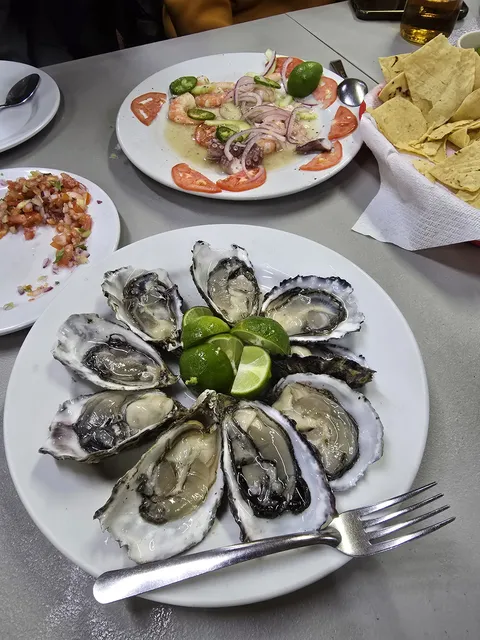 EL TORO GÜERO SEAFOOD image 3