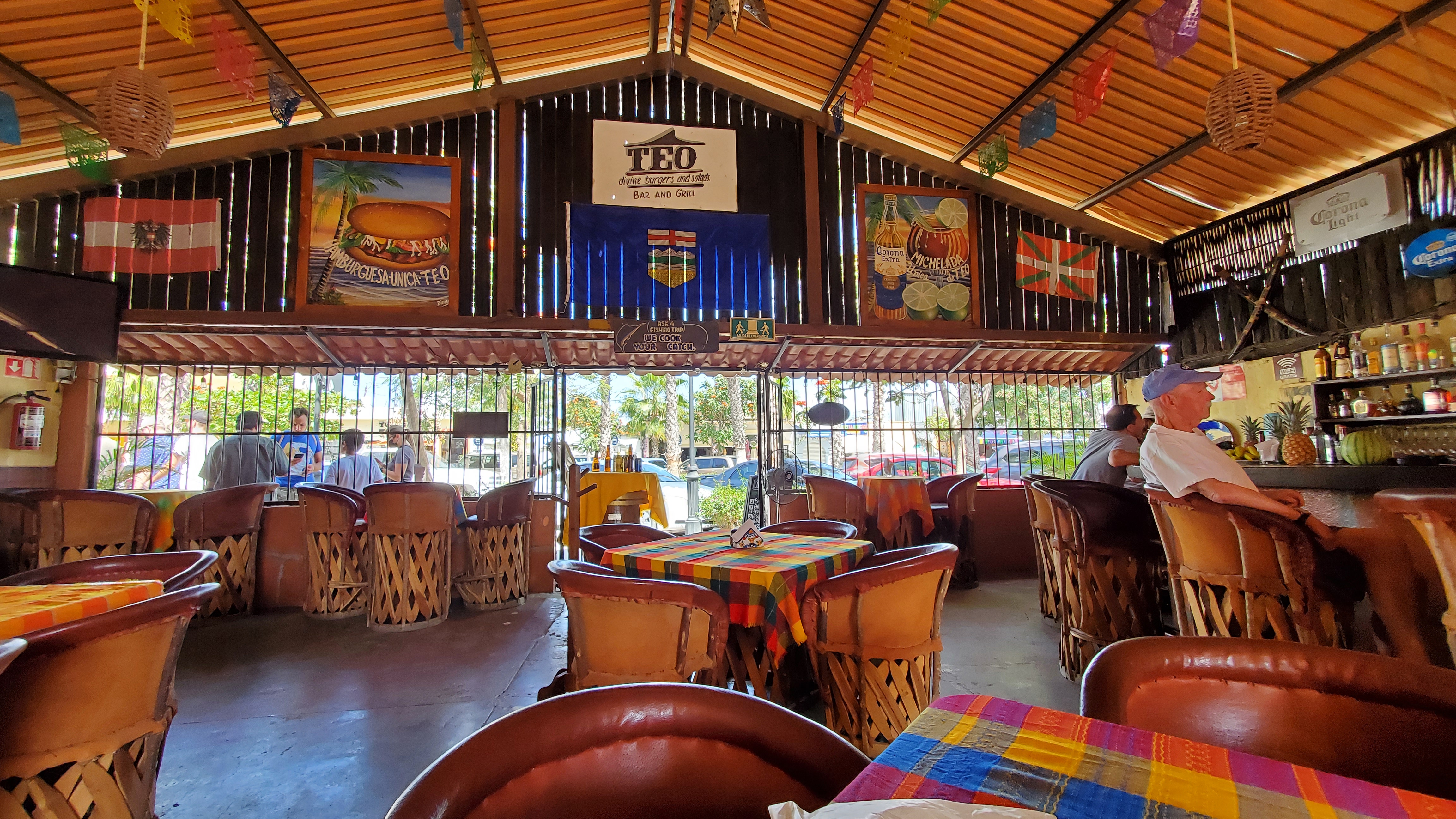 Teo Restaurant Bar and Grill image 1