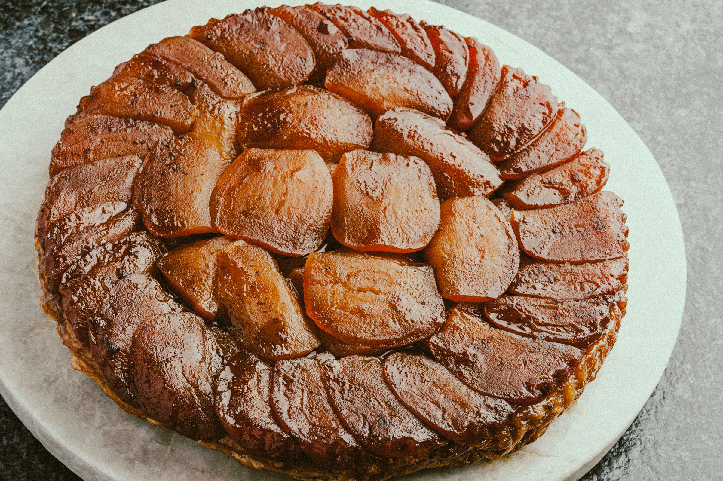 Bistro by Sebastien Agnes image 2