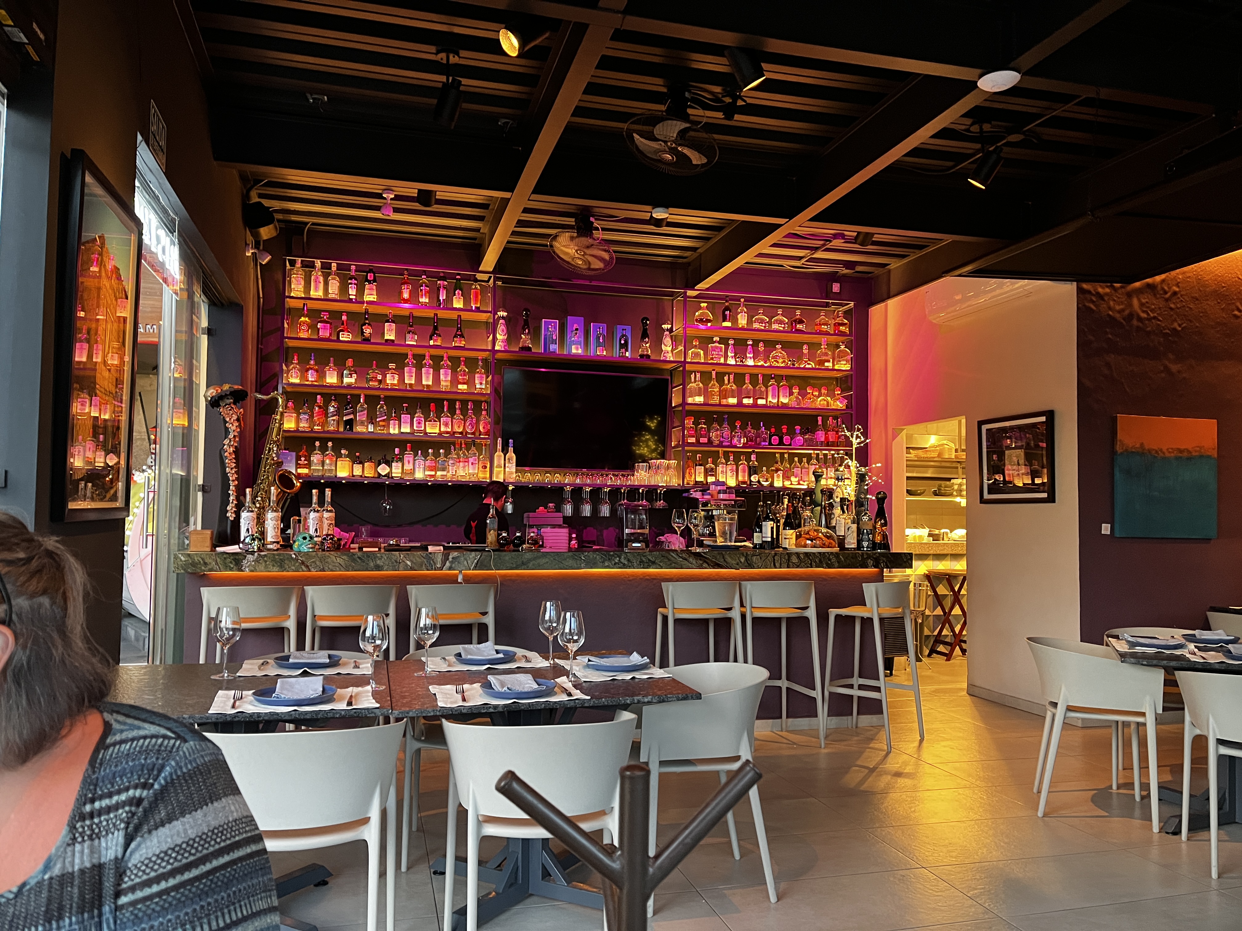 Bistro by Sebastien Agnes image 5