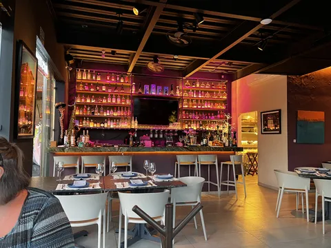 Bistro by Sebastien Agnes image 5