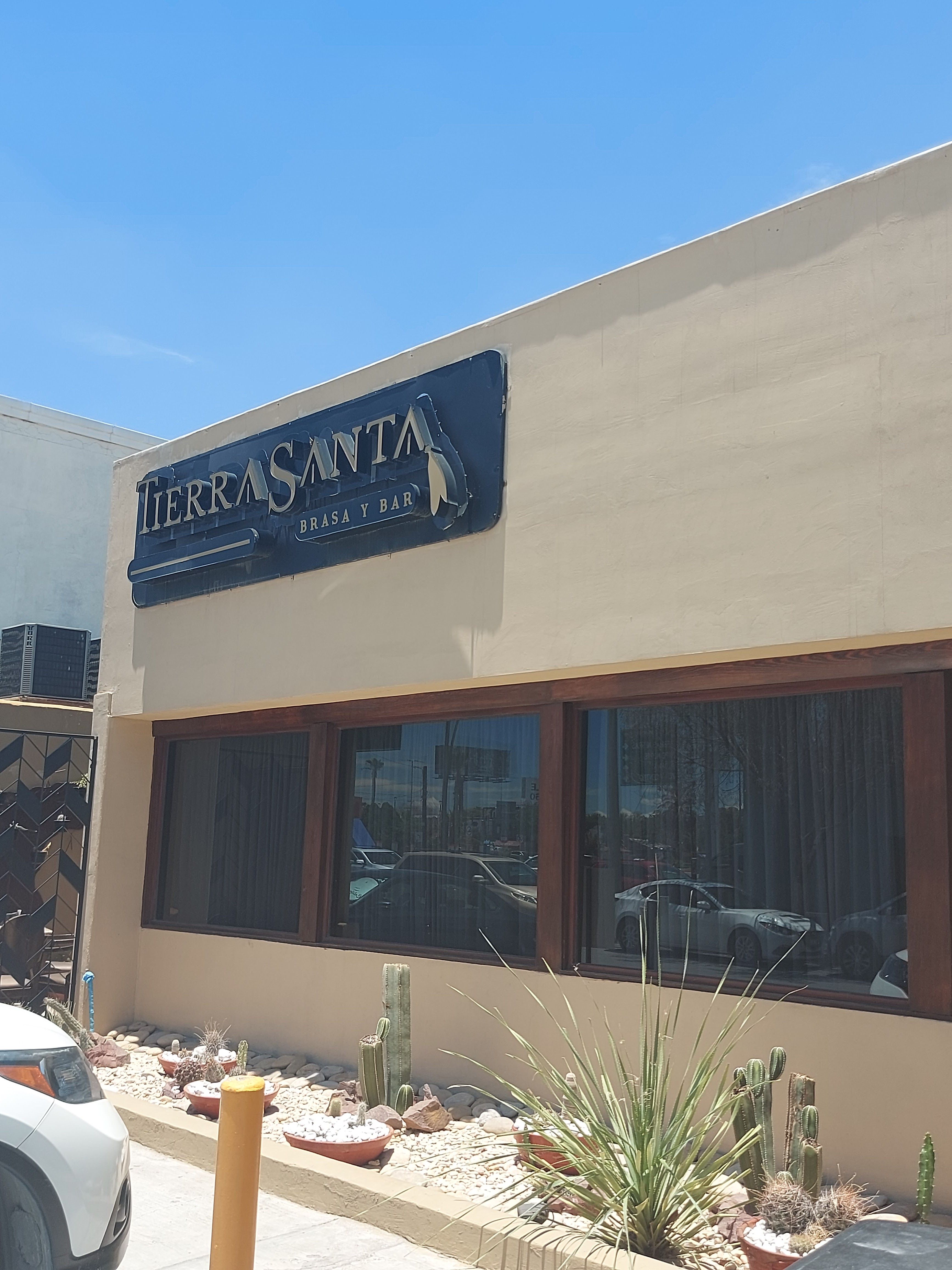 Tierra Santa Restaurante image 1