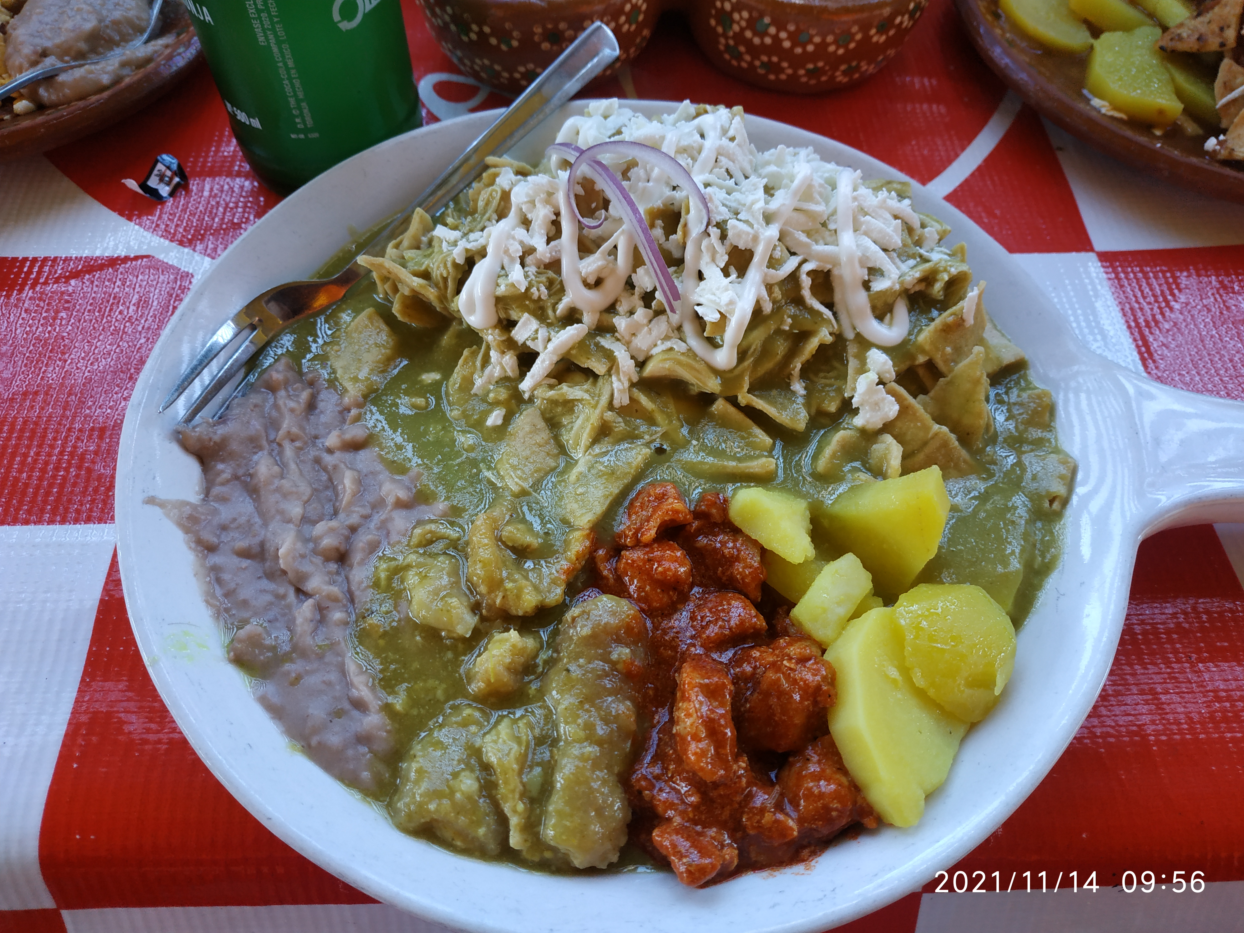 El A's del Chilaquil and eggs image 10