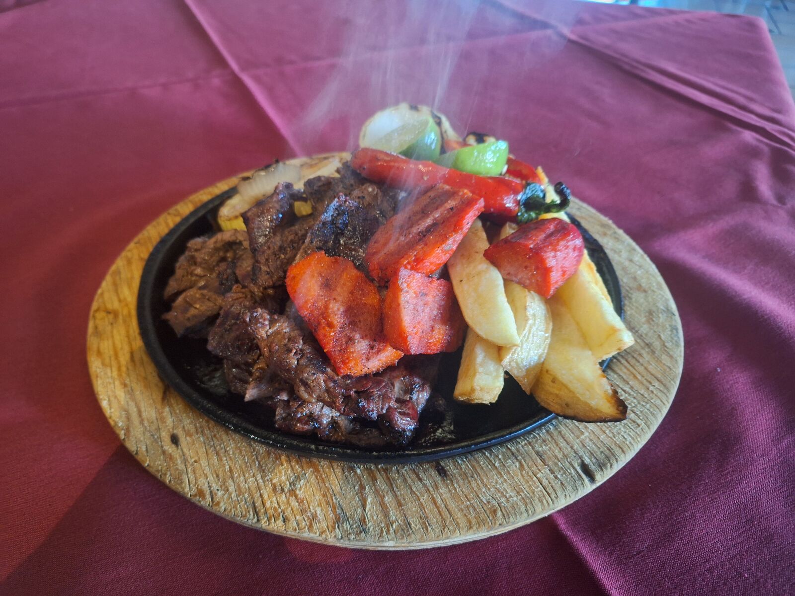 Hawaii Restaurante image 2