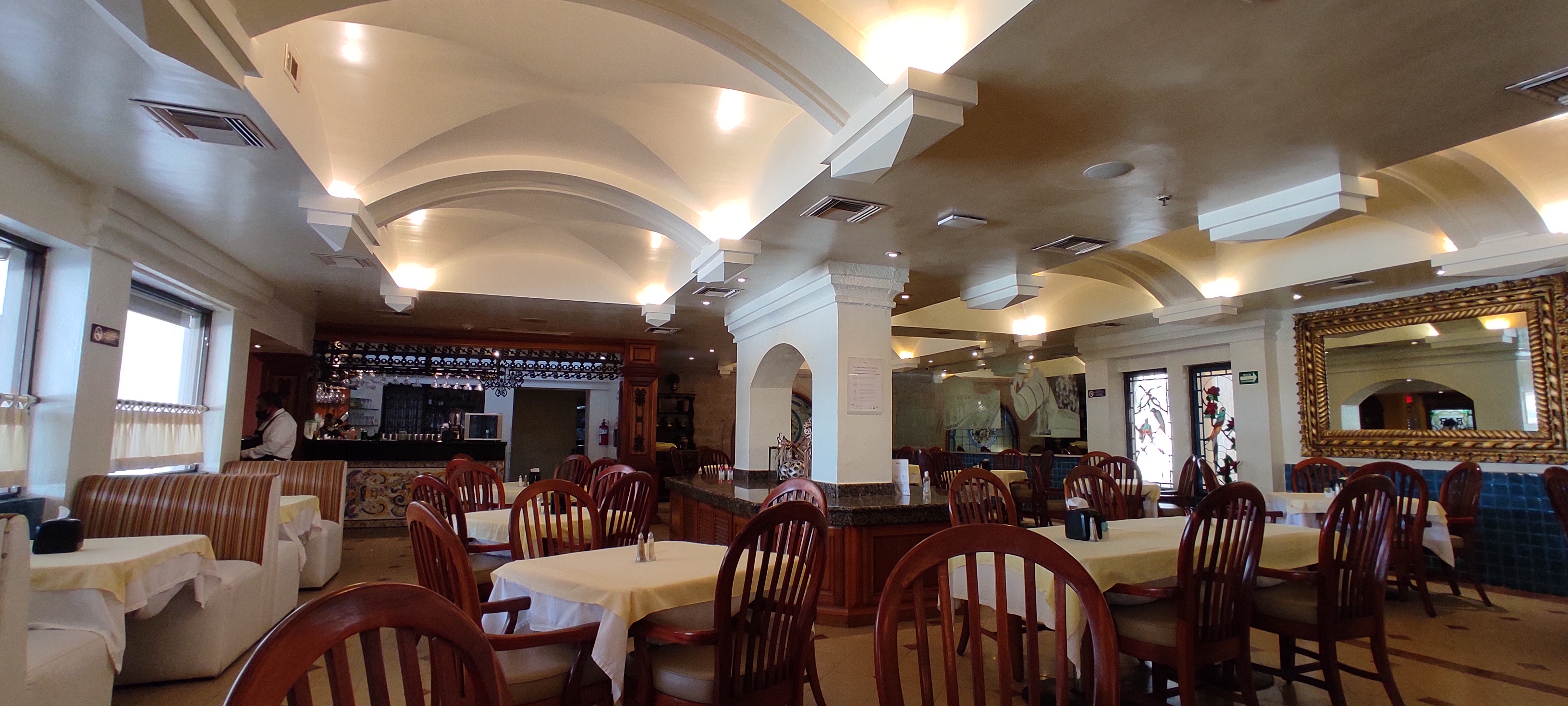 Kalionchiz Restaurant-Bar image 1