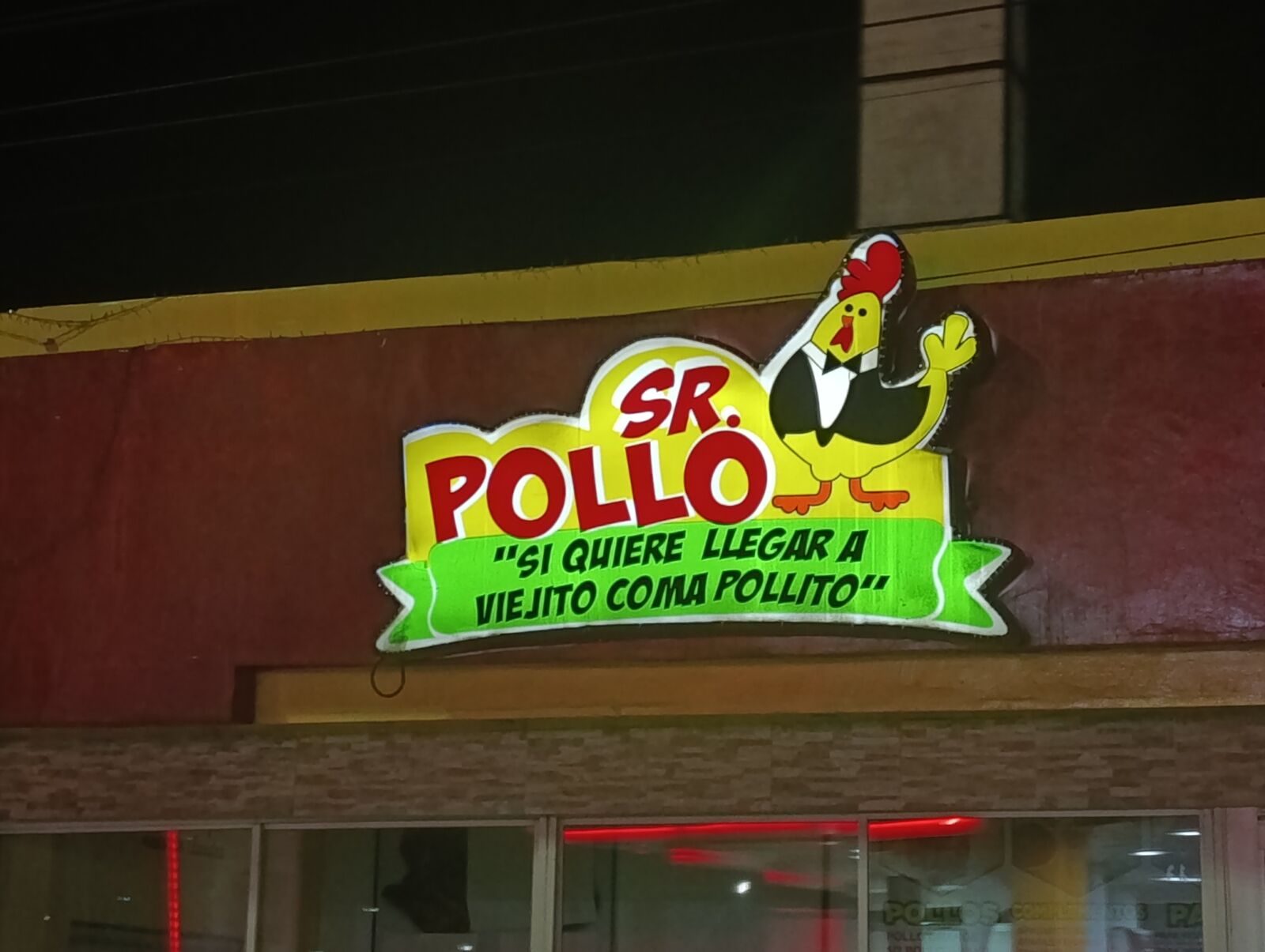 Sr. Pollo (Si quiere llegar a viejito coma pollito ) image 1