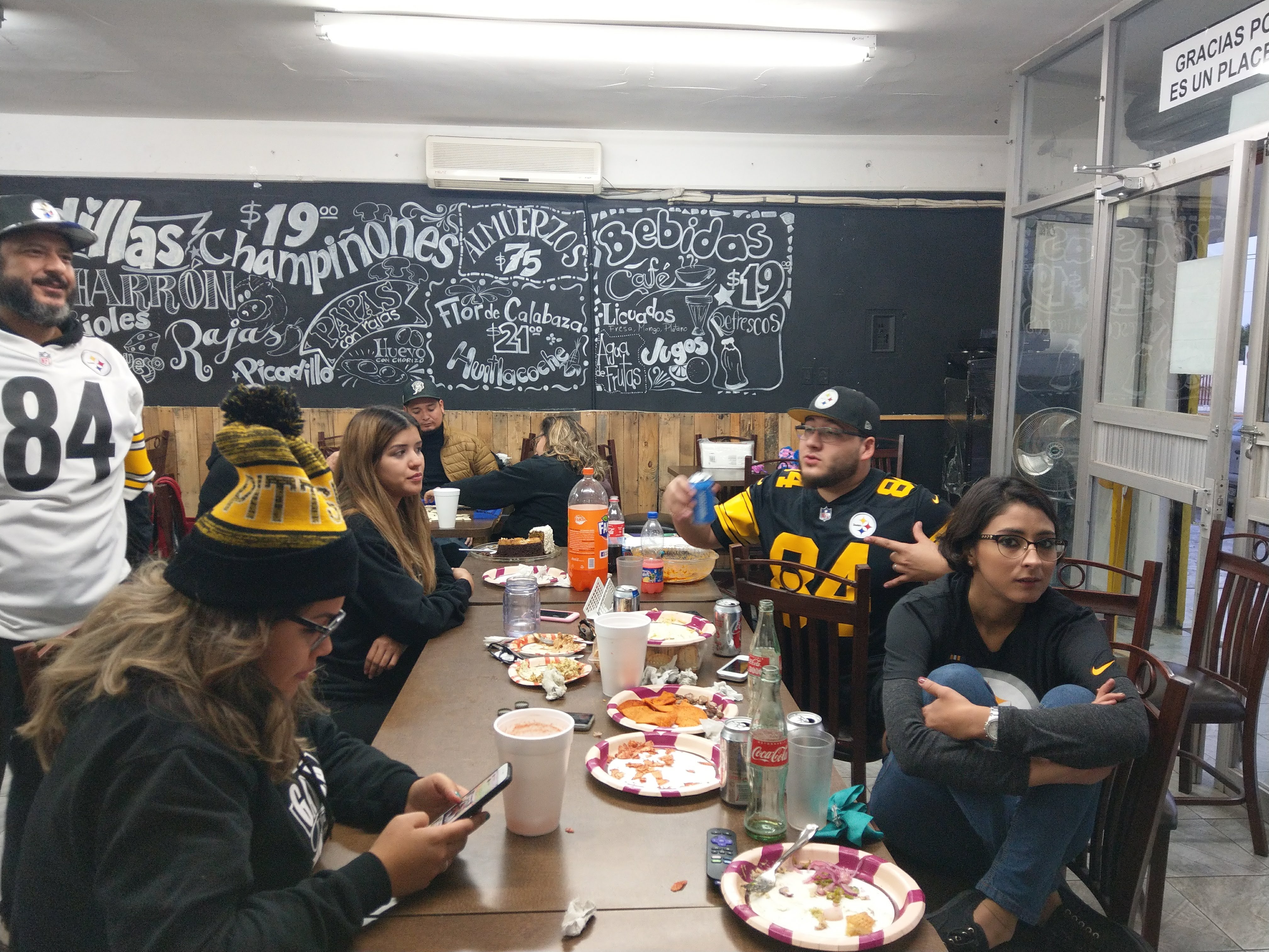 Quesadillas El Gallo image 3