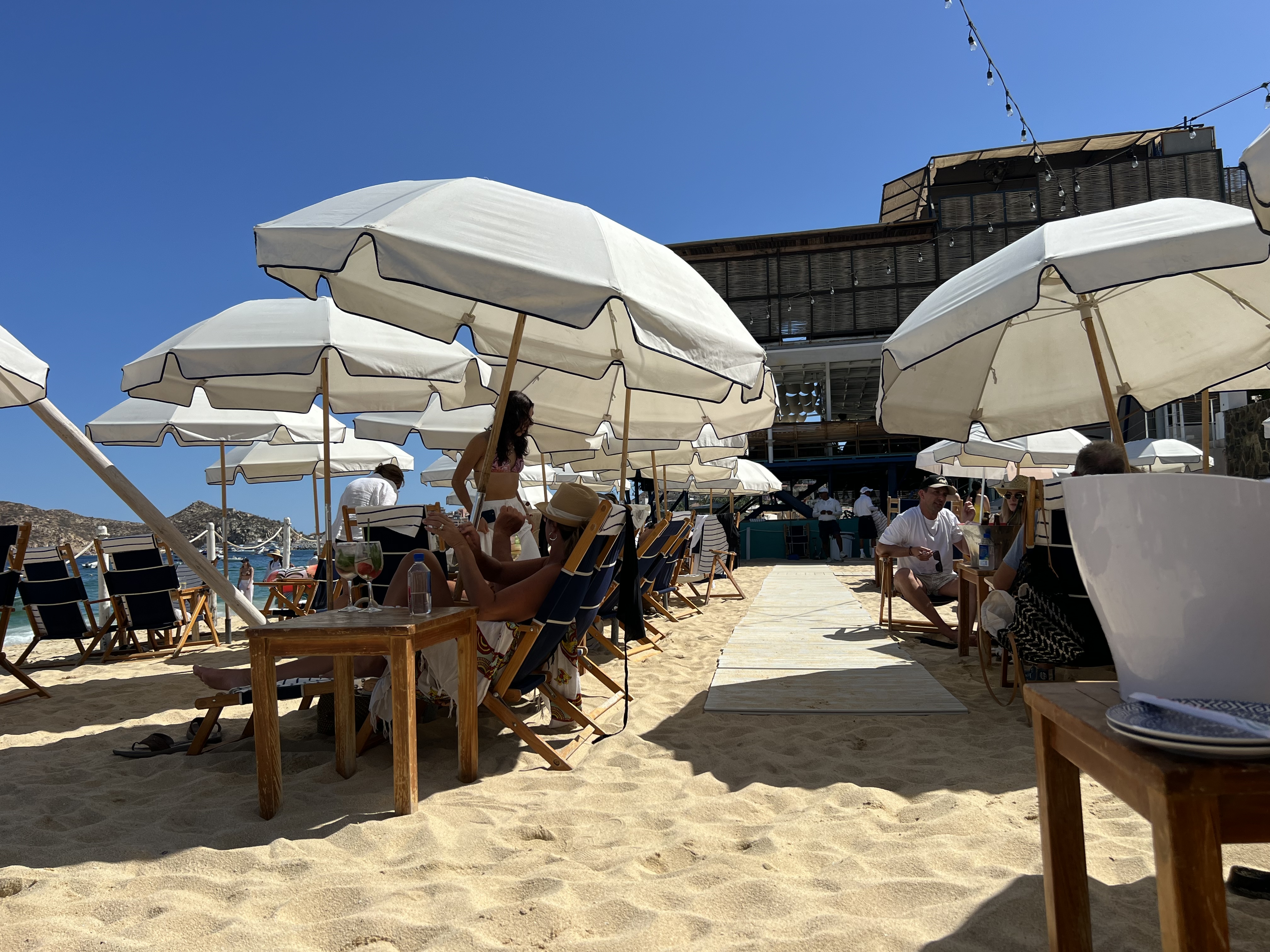 SUR Beach Club image 10