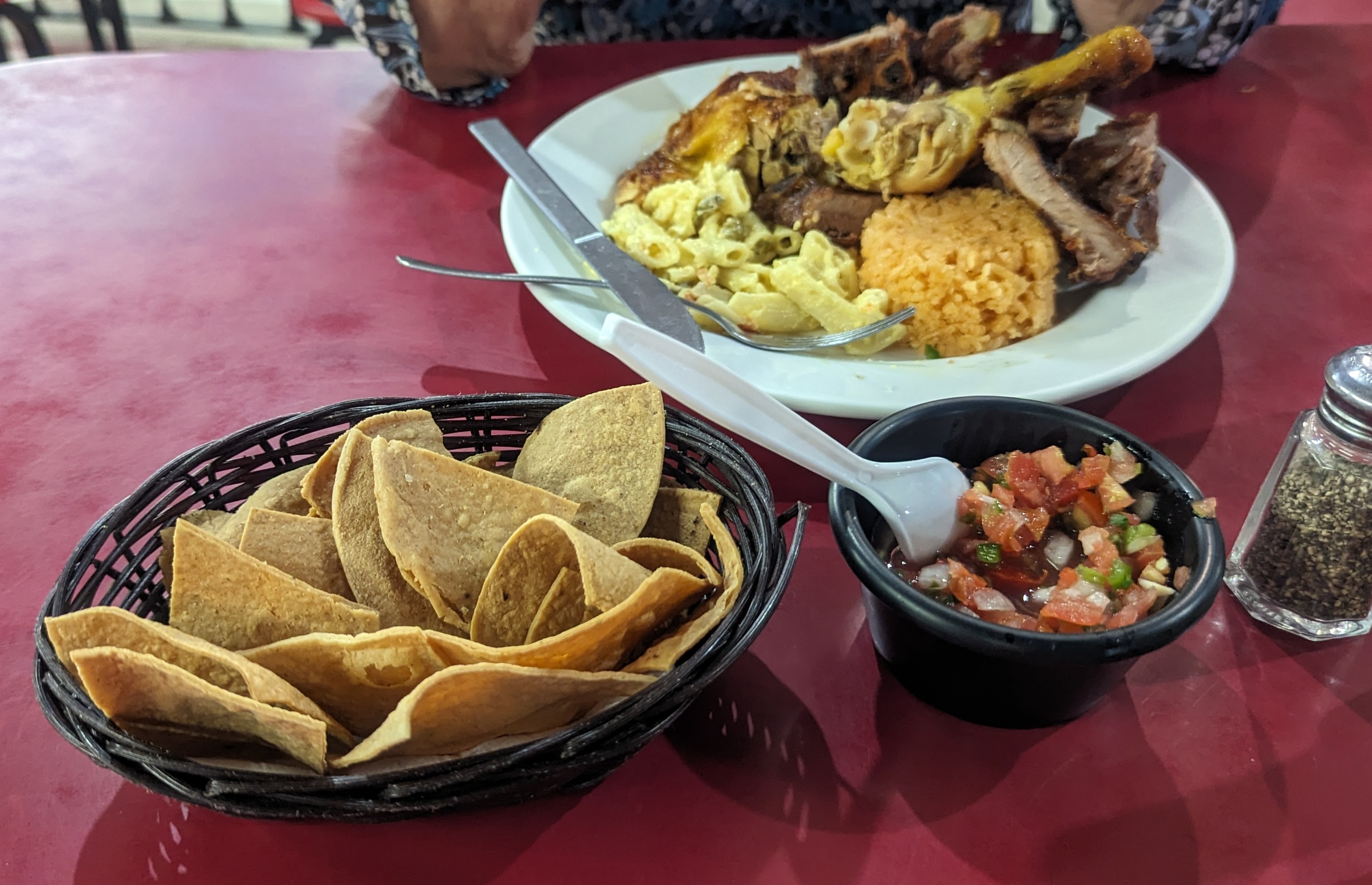 El Pollo de Oro image 6