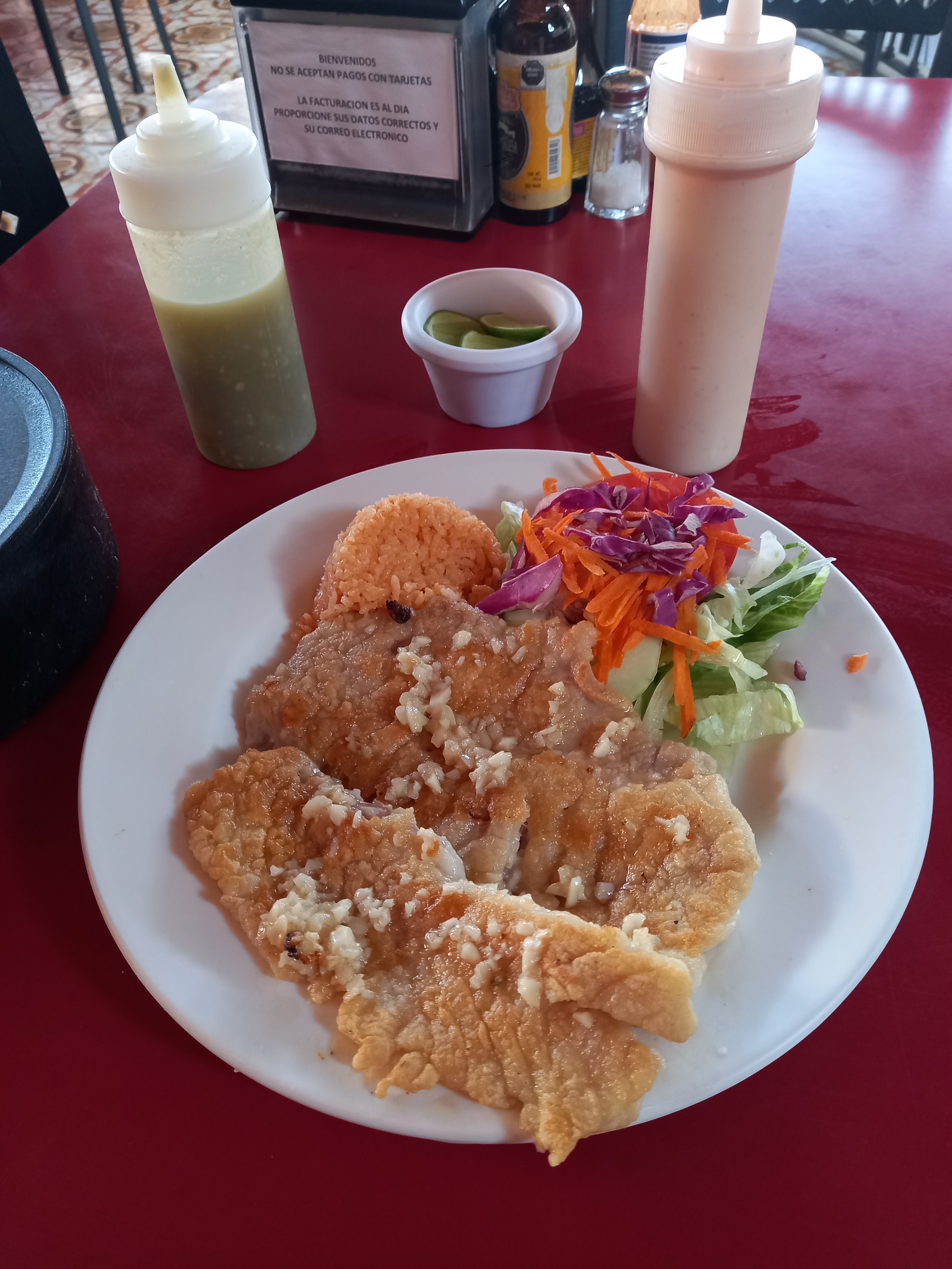 El Pollo de Oro image 10