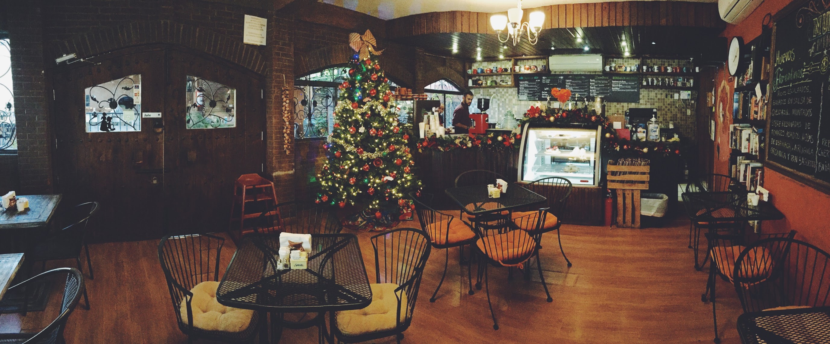 Casasola Cafe & Brunch image 1