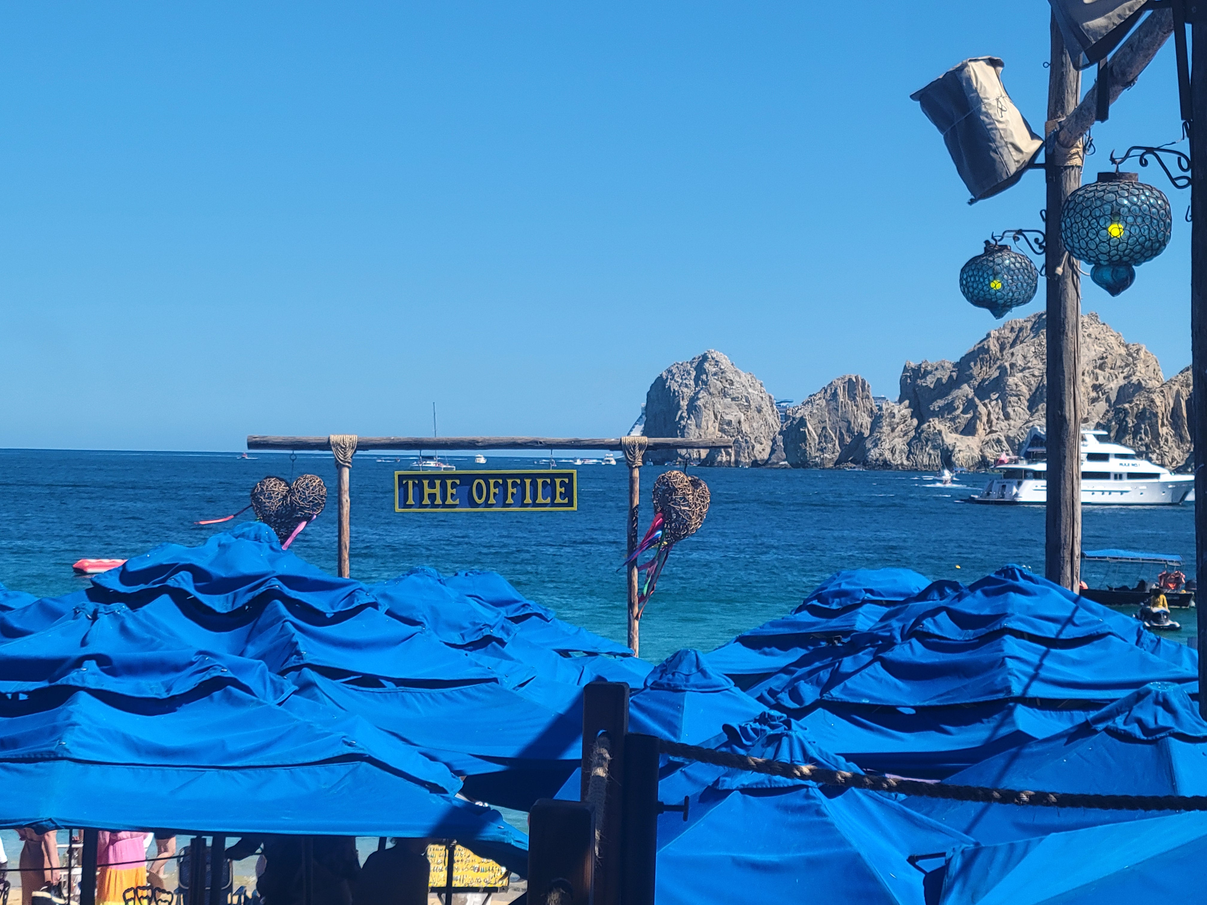 The Office on the Beach image 8