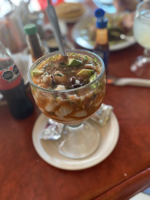 El Pescador image 5