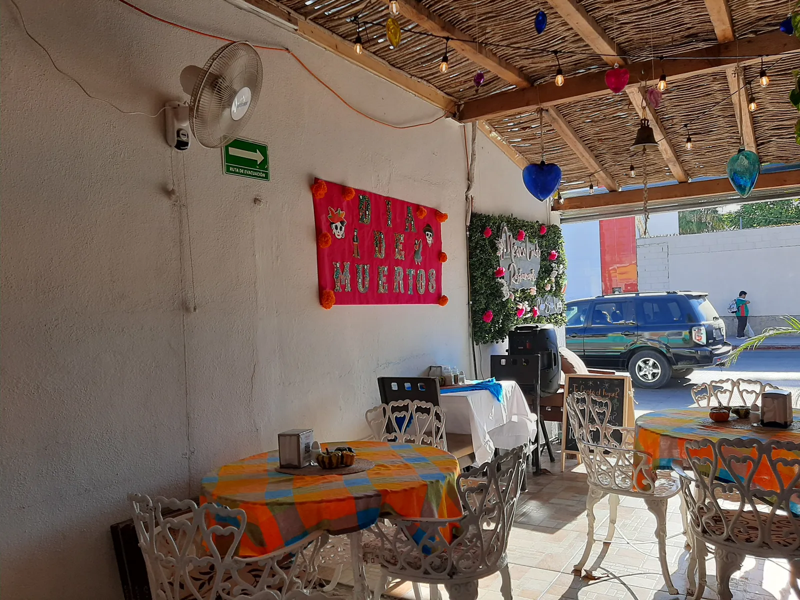 México Lindo Restaurante image 1