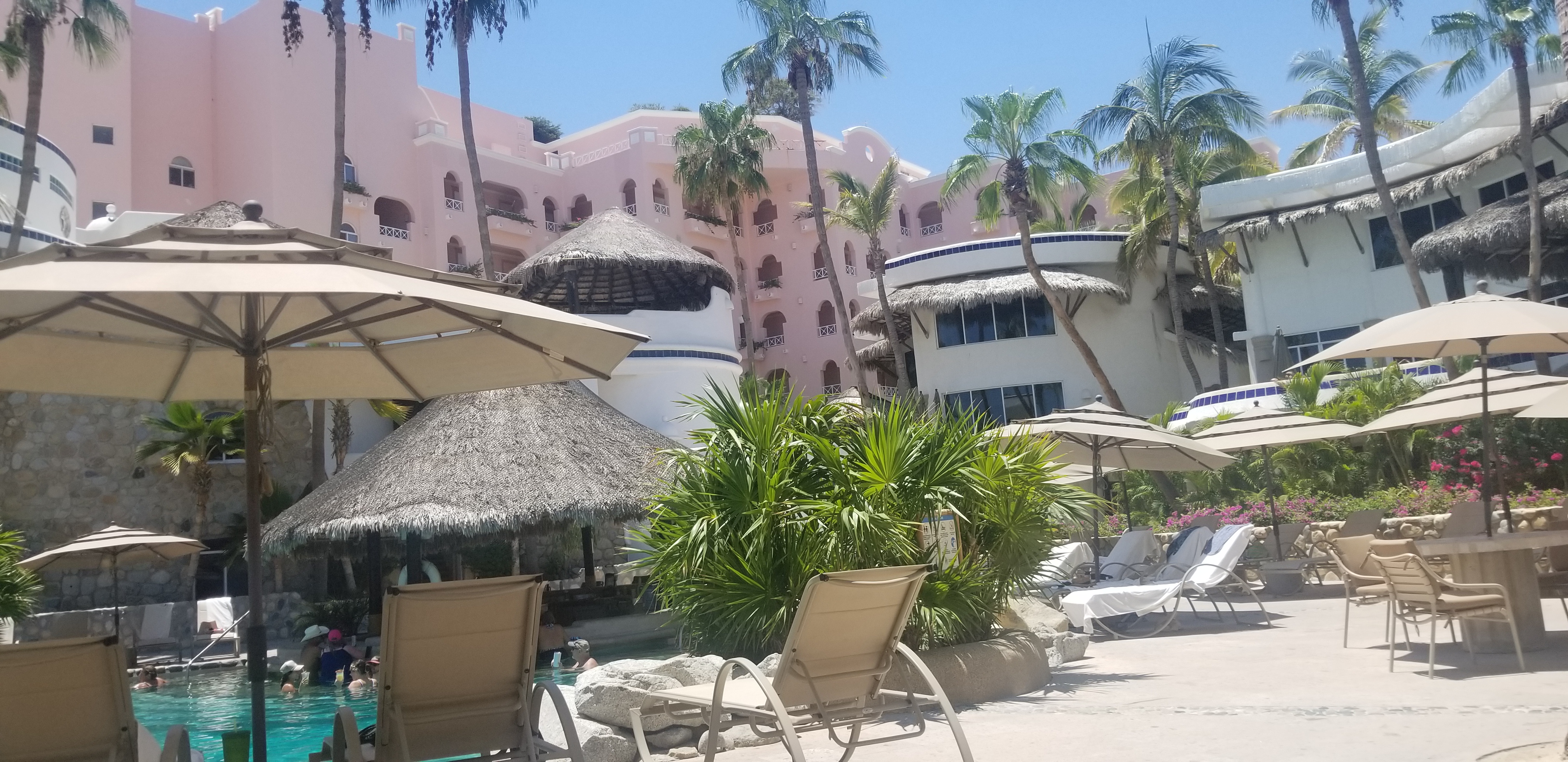 Cascadas Beach Grill image 10