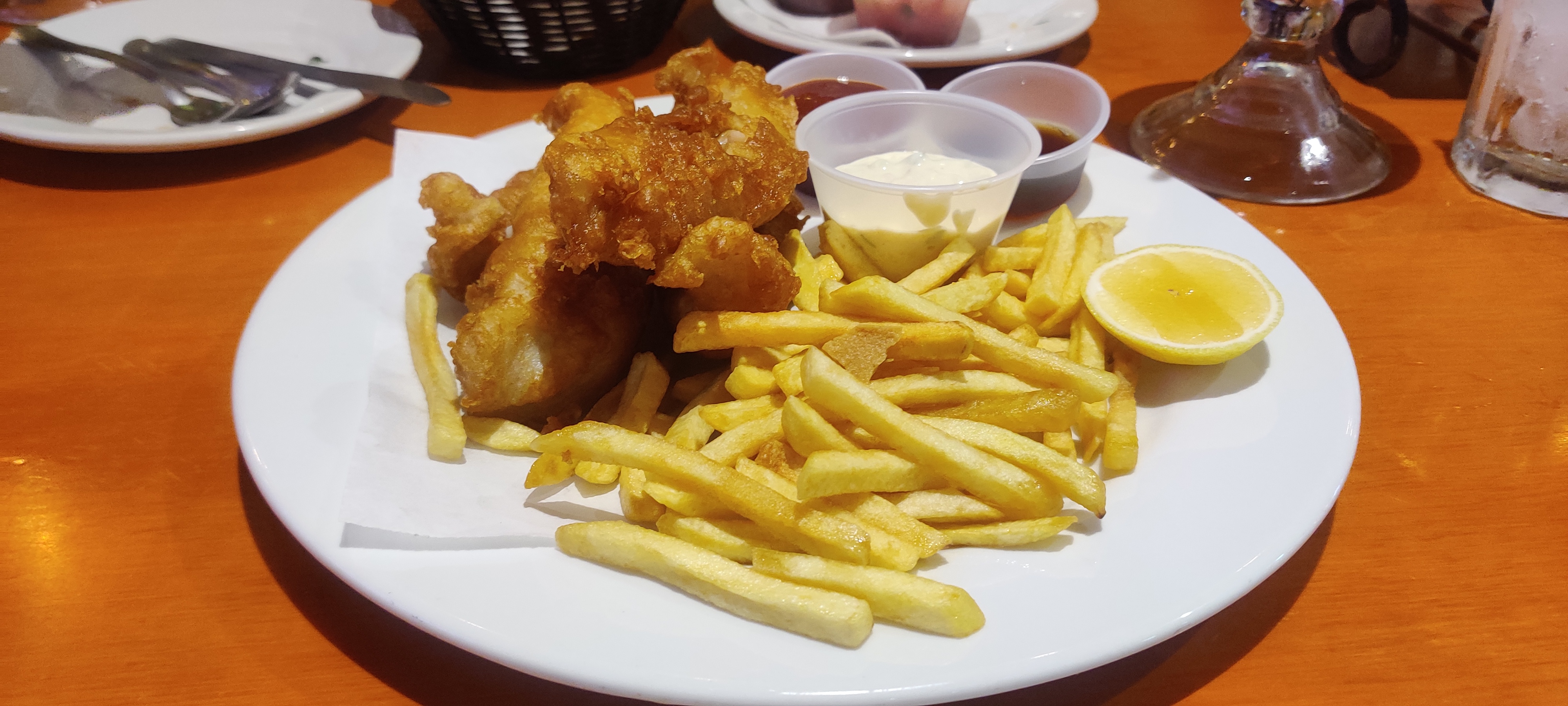 Cabo Cantina Sports Bar Restaurant image 9