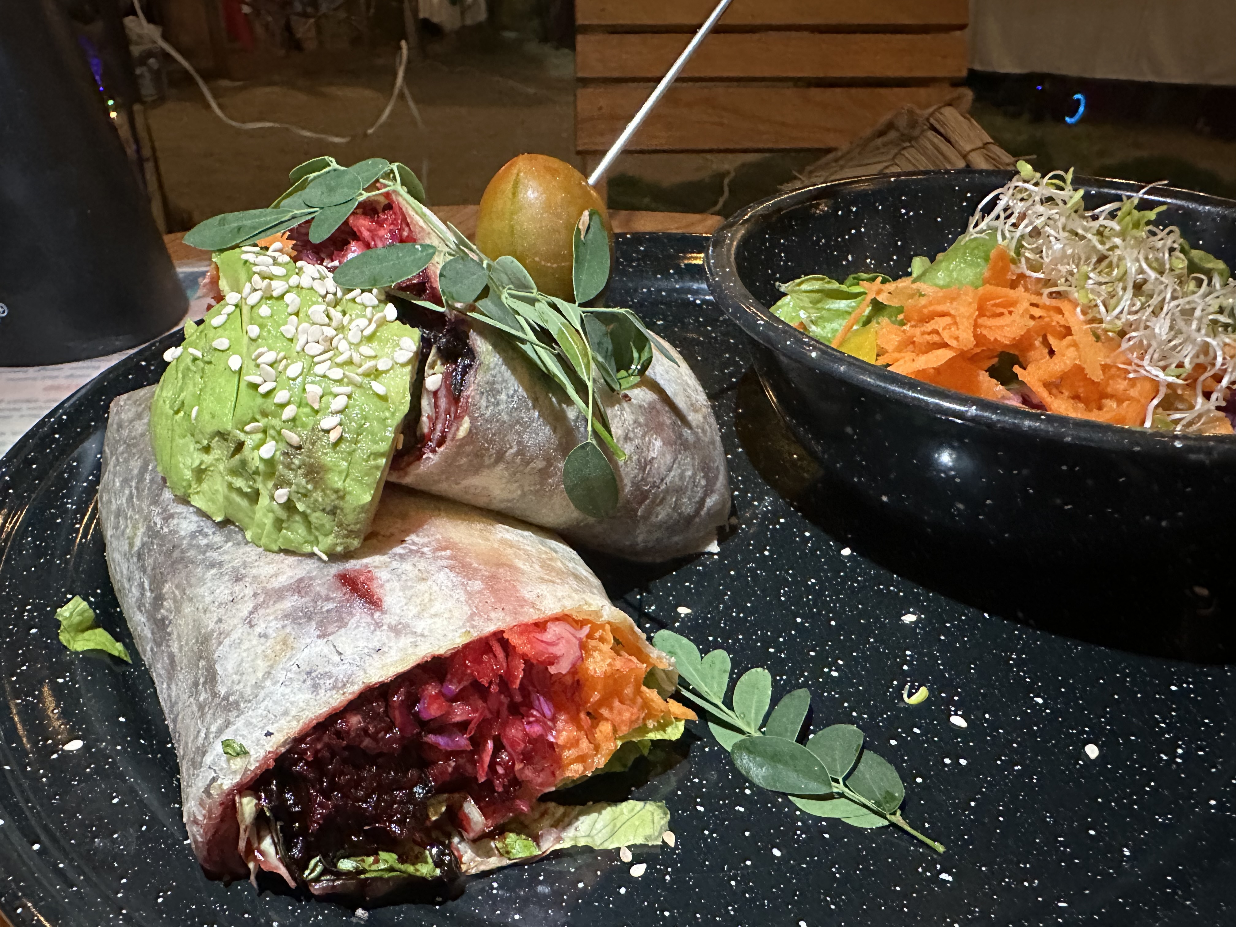 Tropical Kitchen Cabo image 8