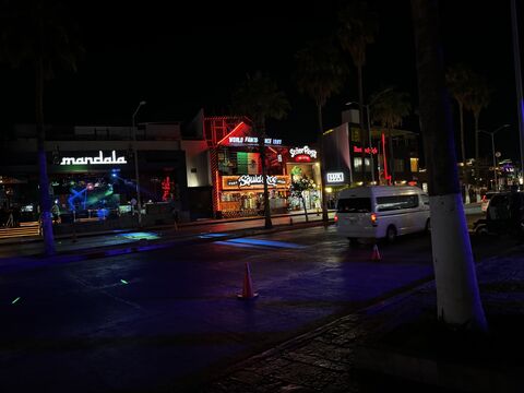 El Squid Roe - Cabo Bar & Restaurant image 7