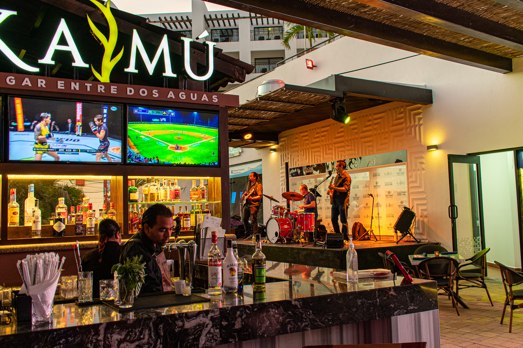 Kamu Restaurant image 1