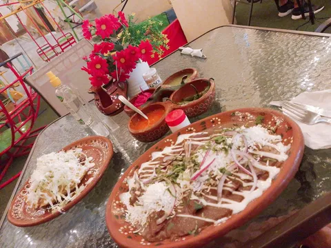 El Chilango image 3